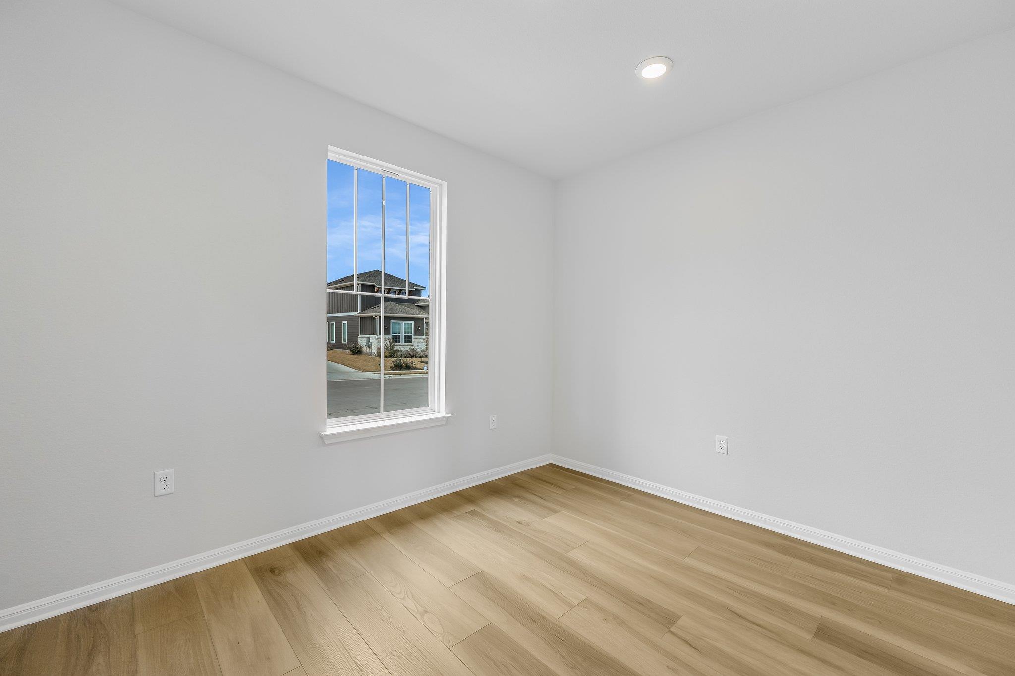 8515 Dongan DR — photo 3