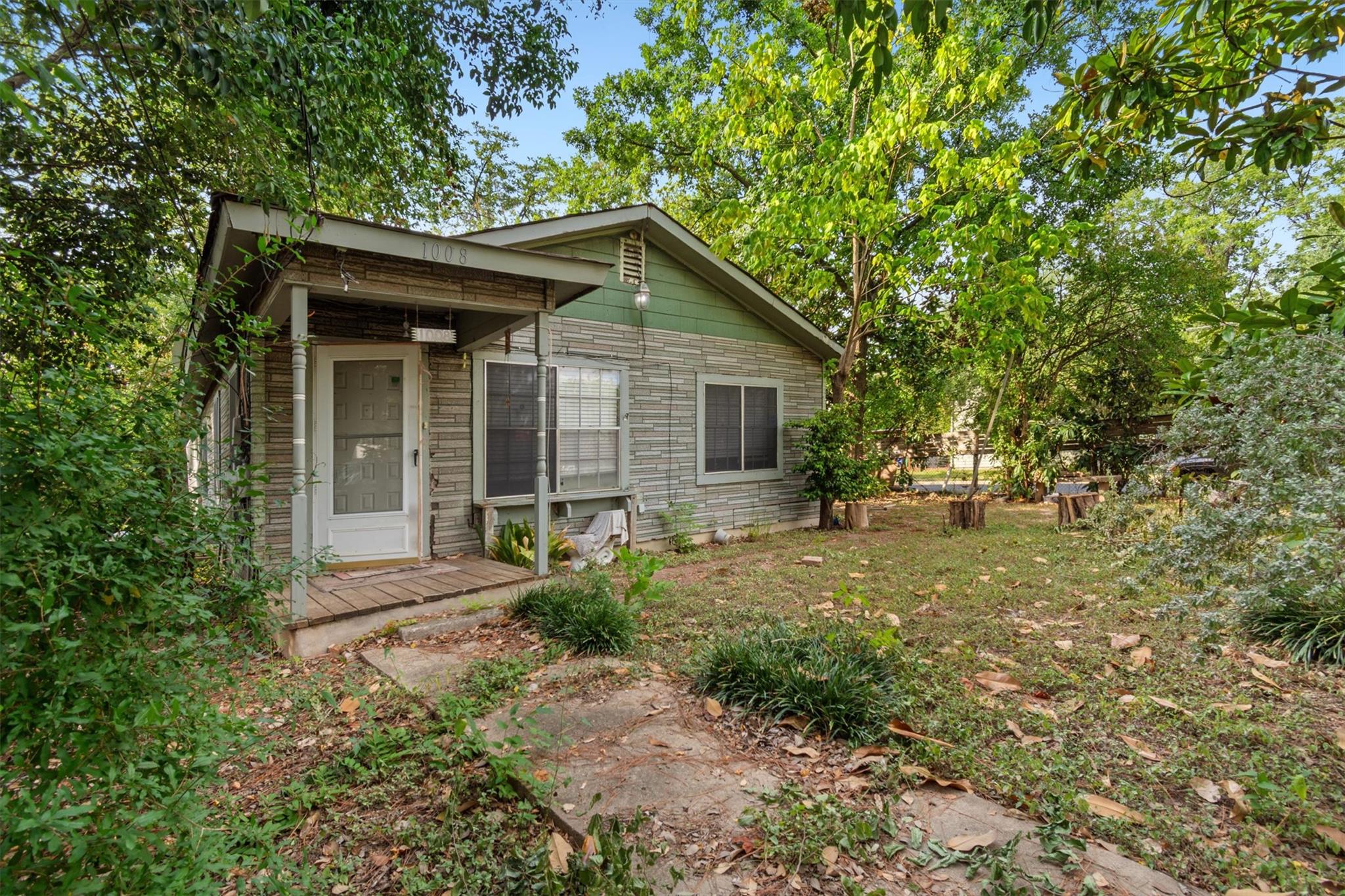 1008 Linden ST — photo 3