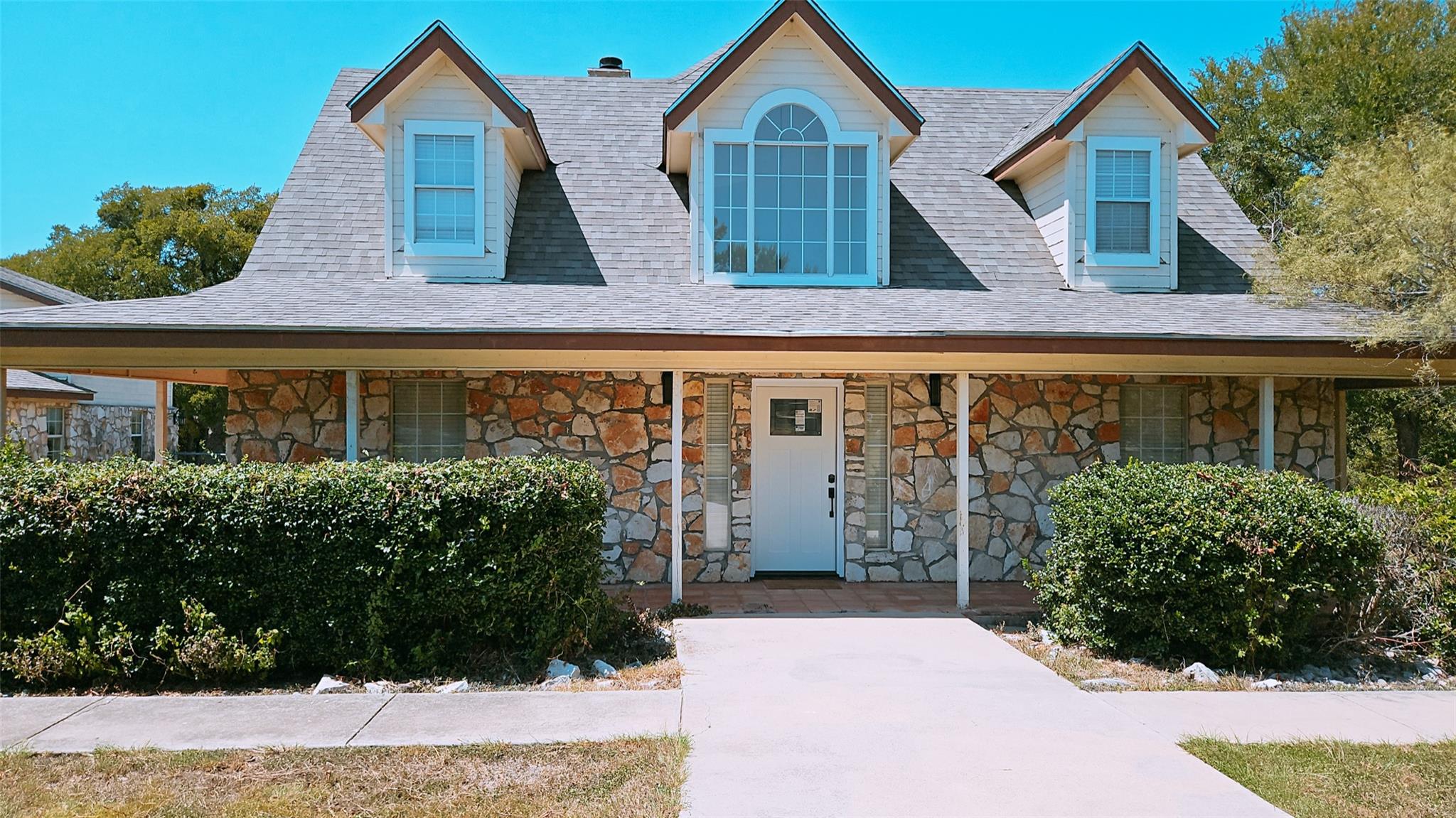 105 Meadow DR — photo 3