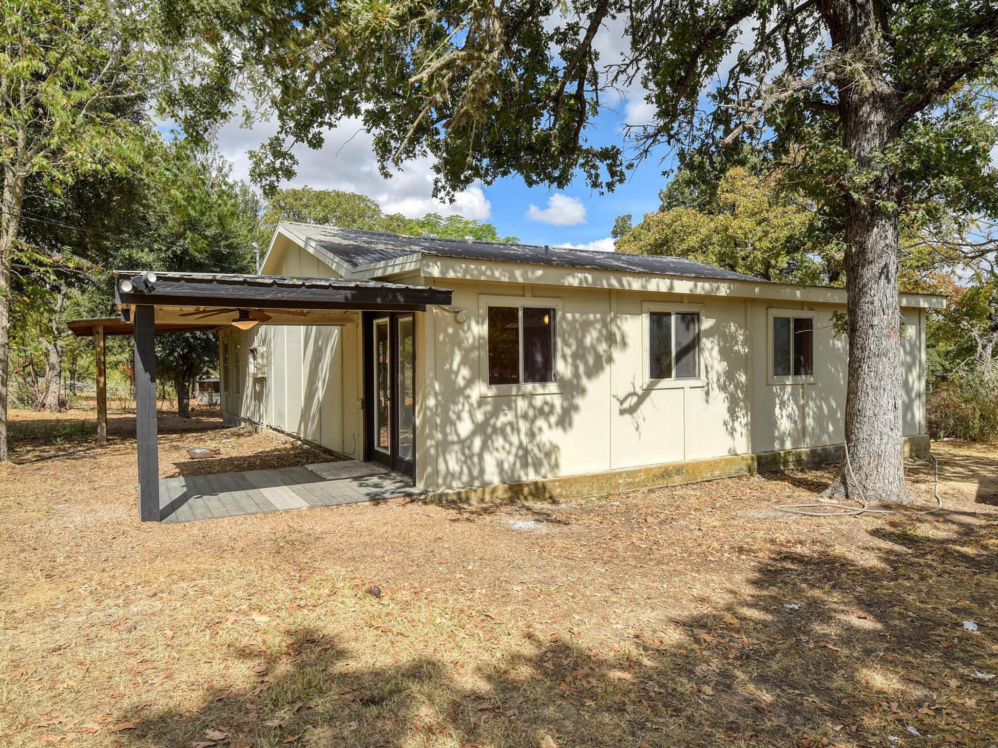 176 Lacy DR — photo 4