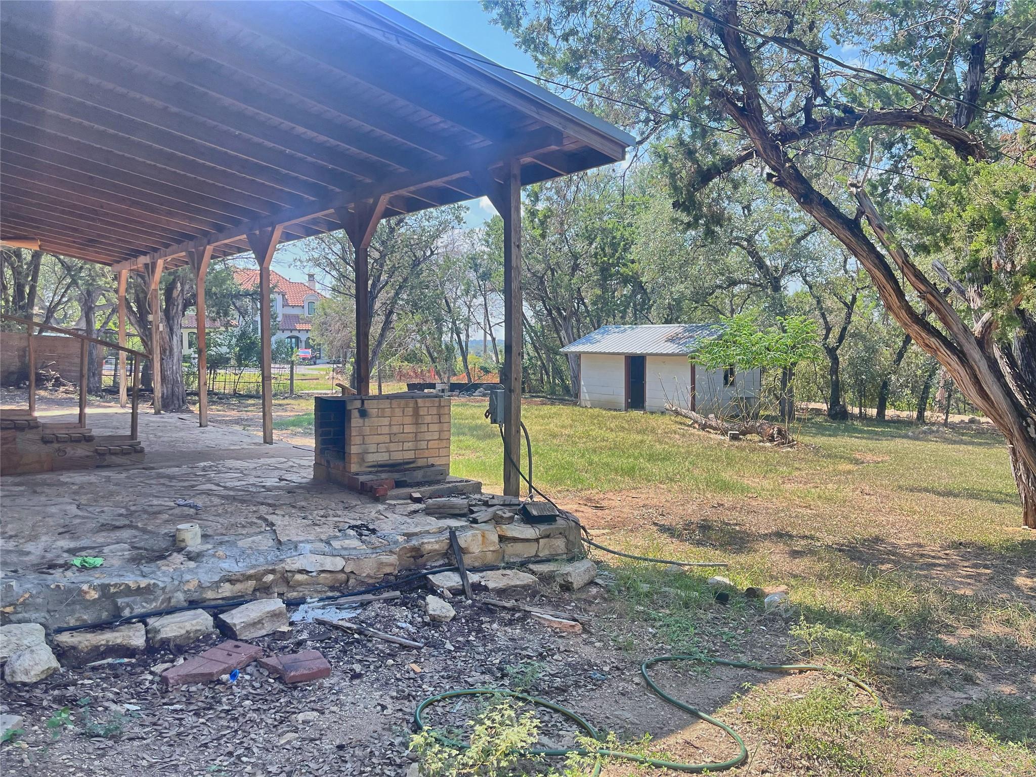 300 Stone Ridge DR — photo 4