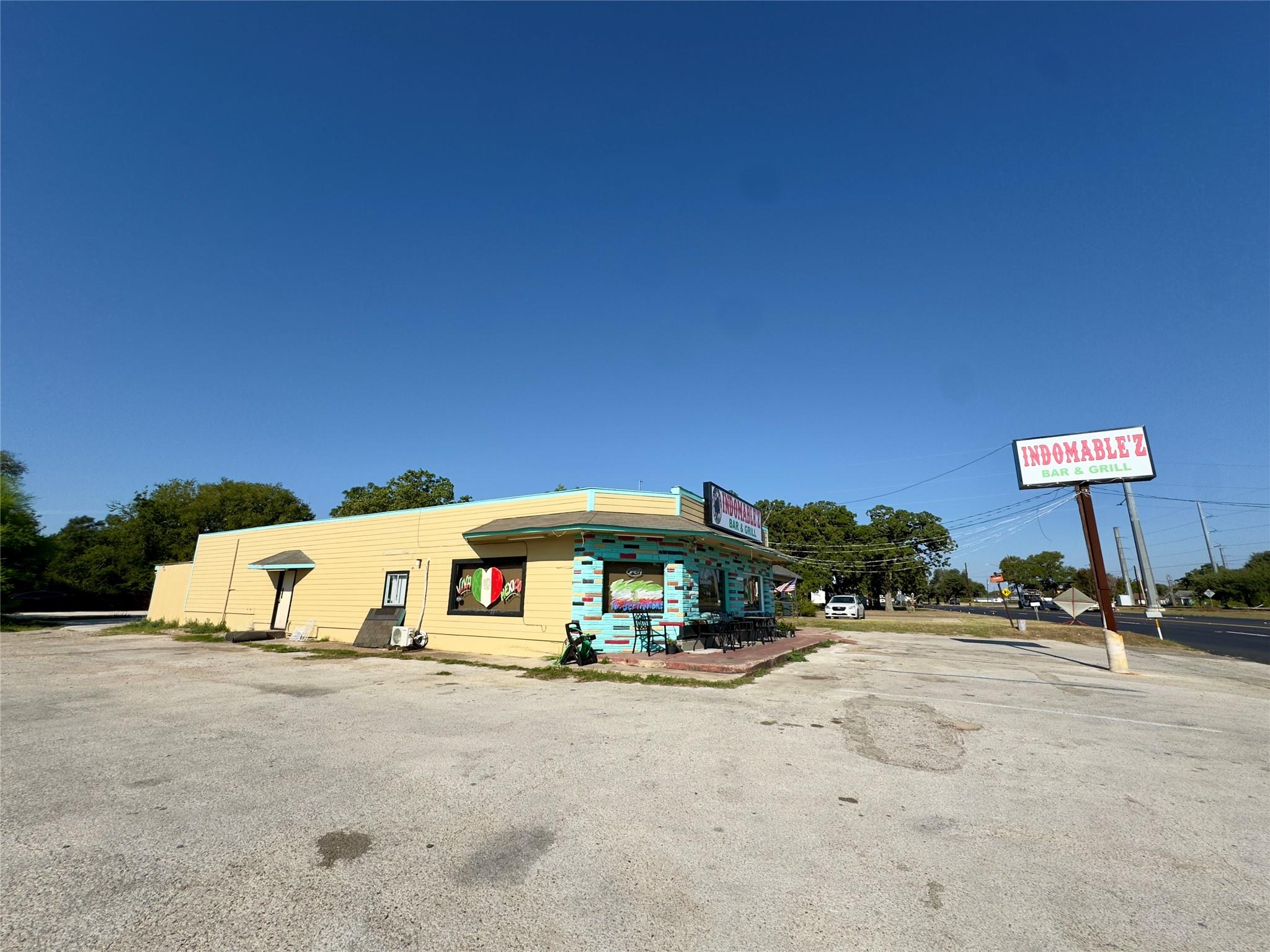 1212 Pierce ST — photo 4