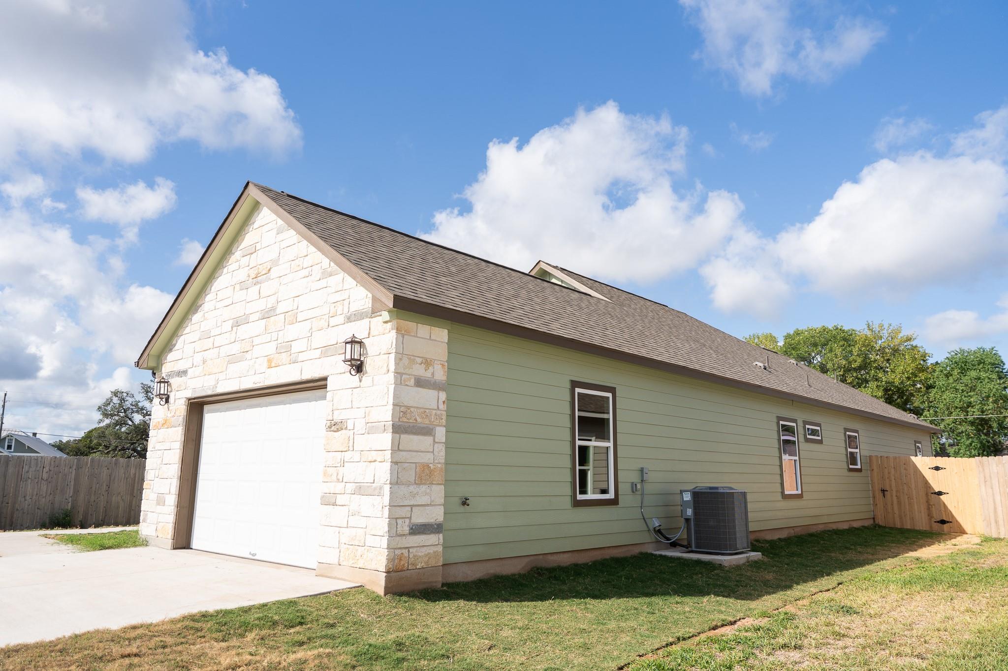 305 String Prairie WAY — photo 4