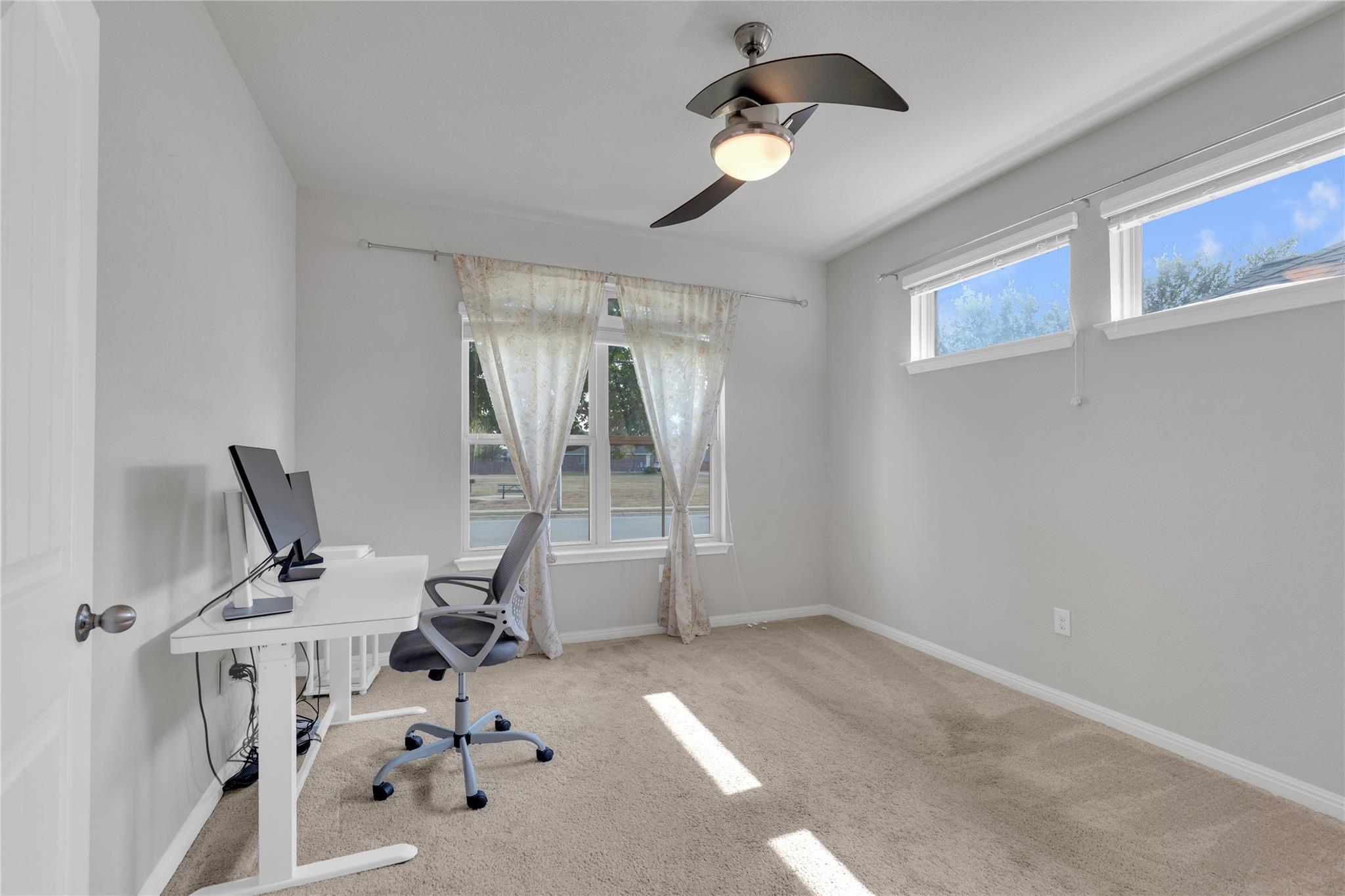 721 Schefer ST — photo 3