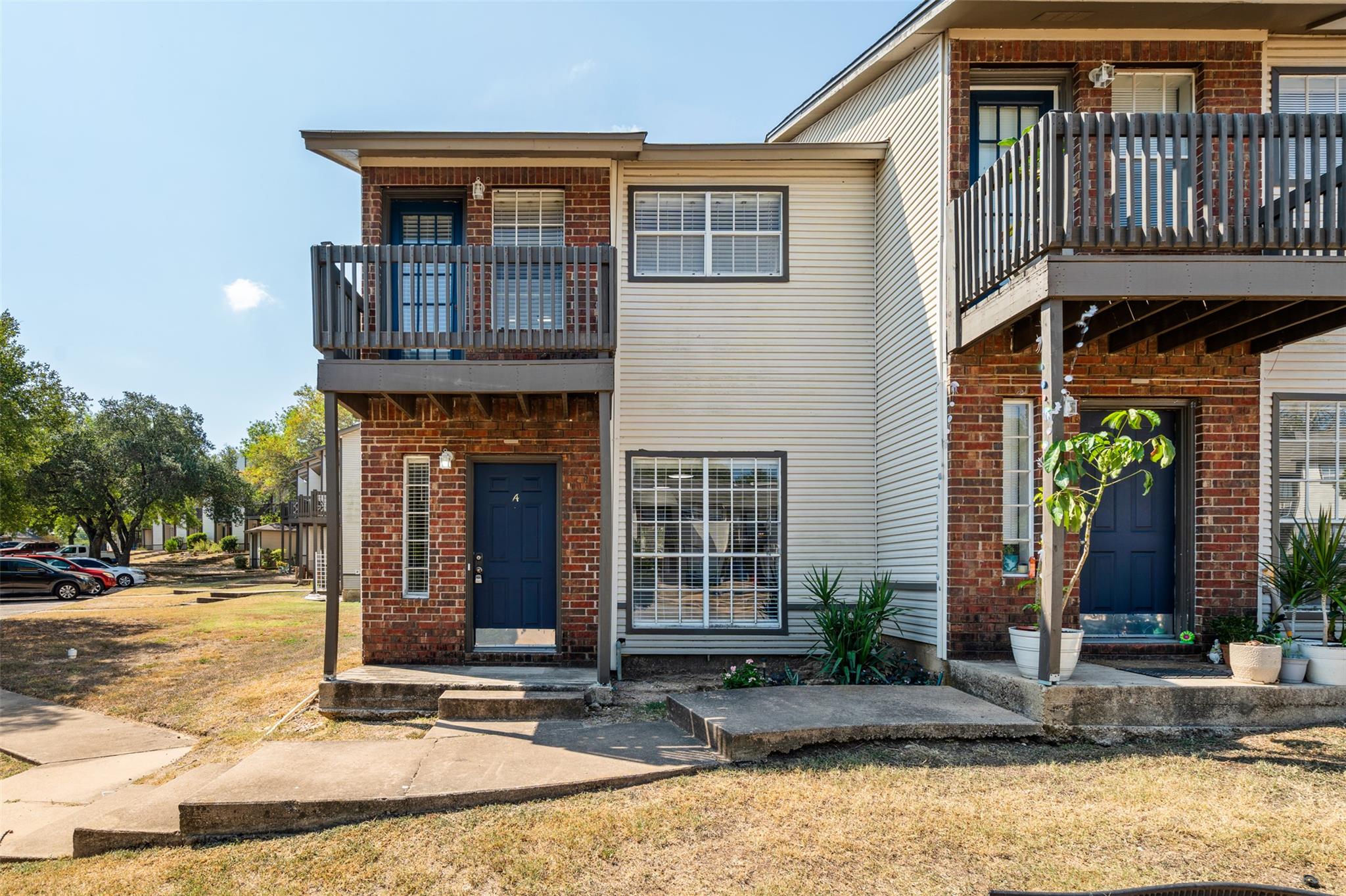 1806 River Crossing CR CIR #A — photo 3