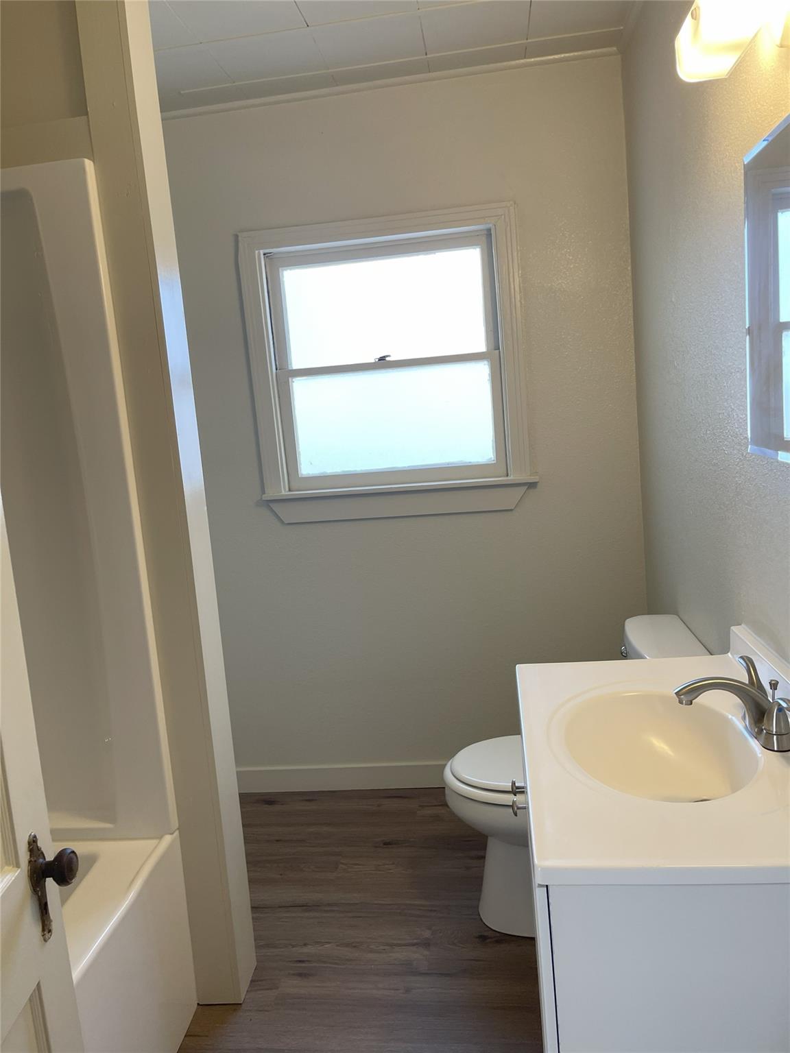 1521 Hamilton ST — photo 4