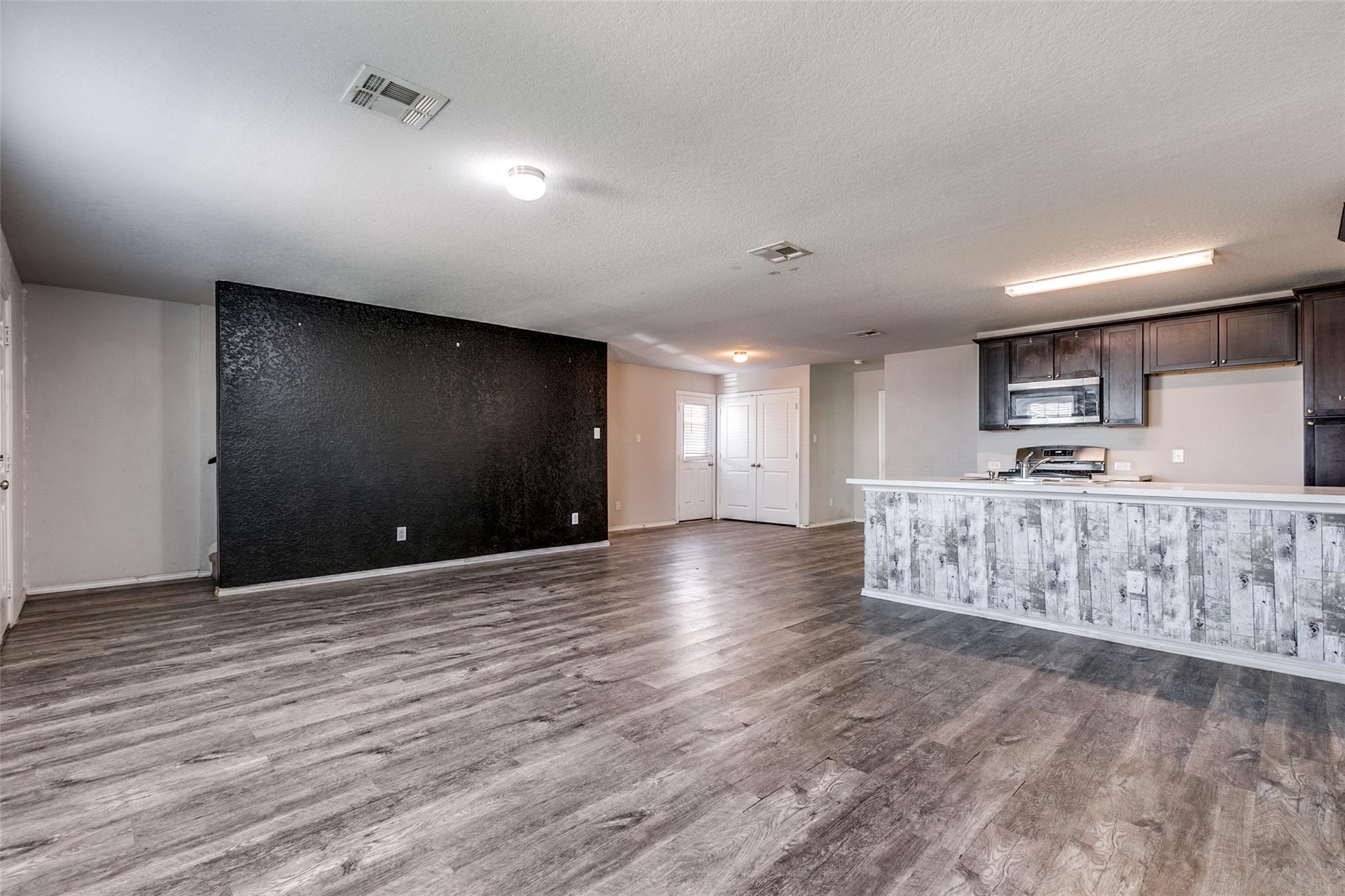138 Expedition WAY — photo 5