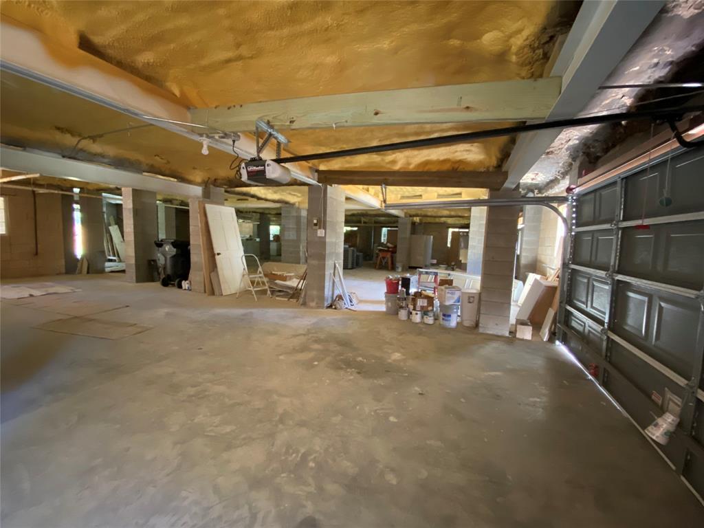 4318 Breakwood DR — photo 4