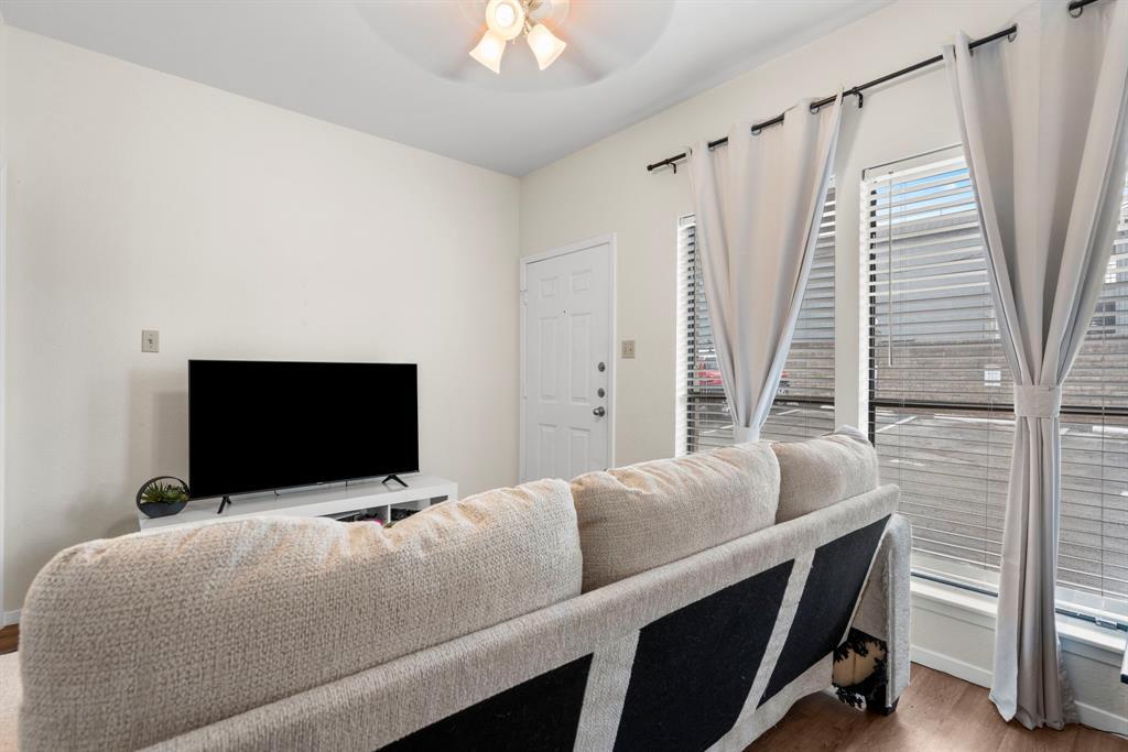 3000 Guadalupe ST #110 — photo 3