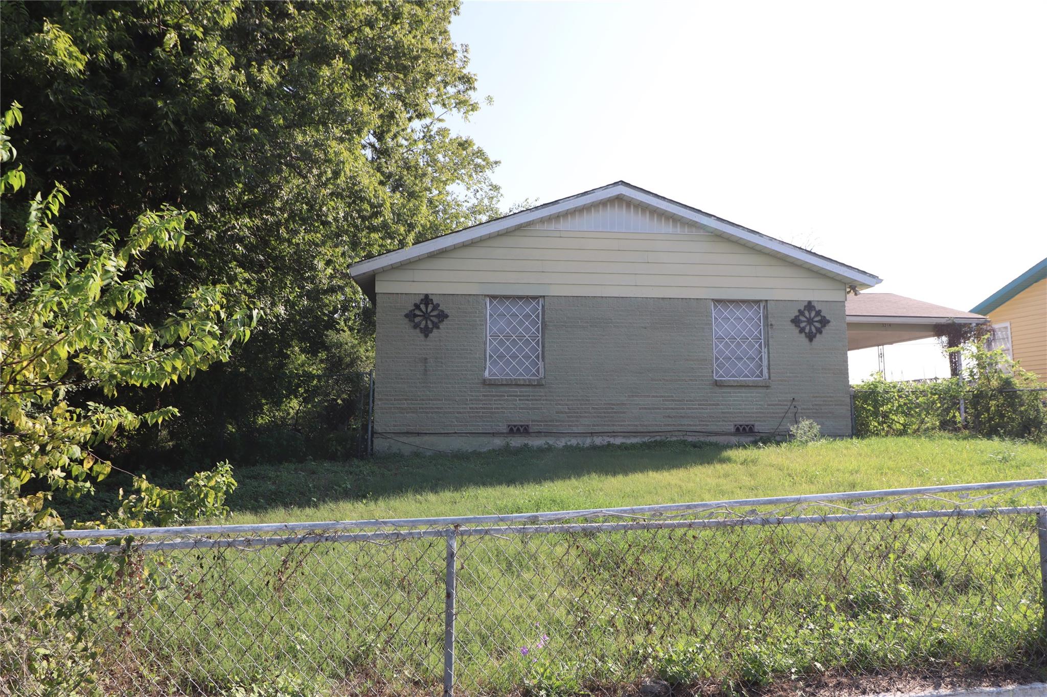 3214 Longview DR — photo 4