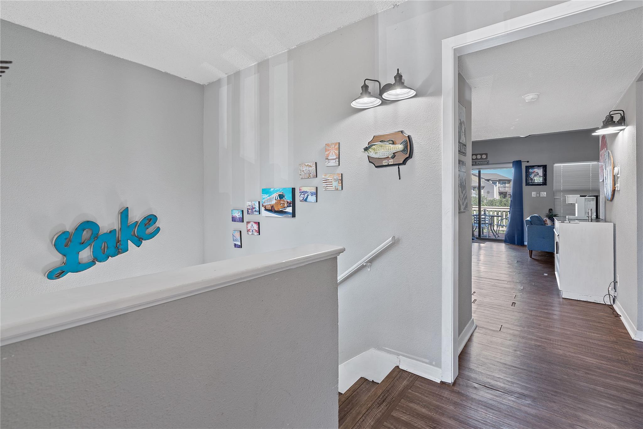 111 Comanche PT — photo 3