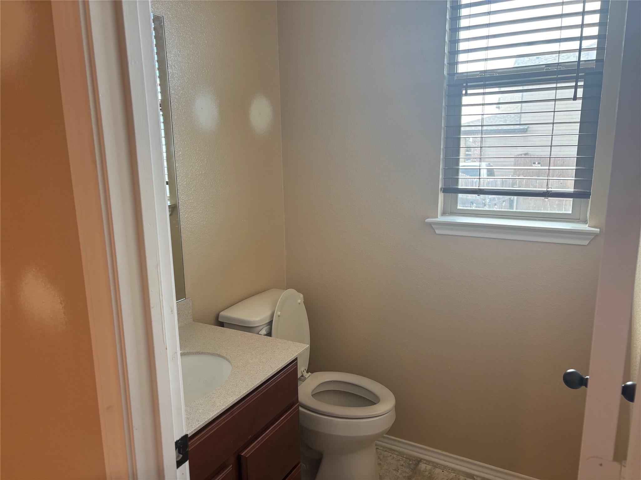 120 Schuylerville DR — photo 5