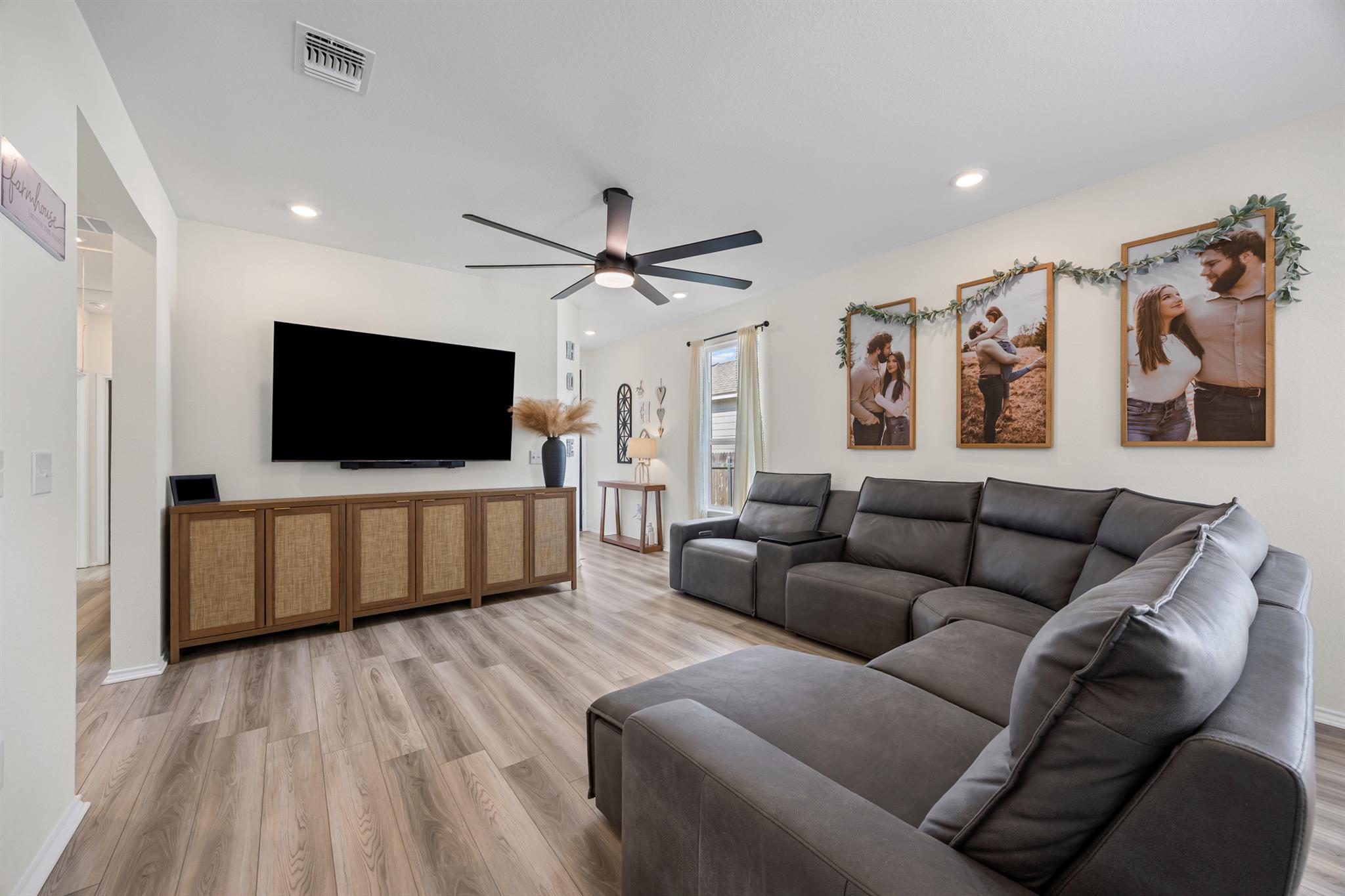 222 Summit DR — photo 5