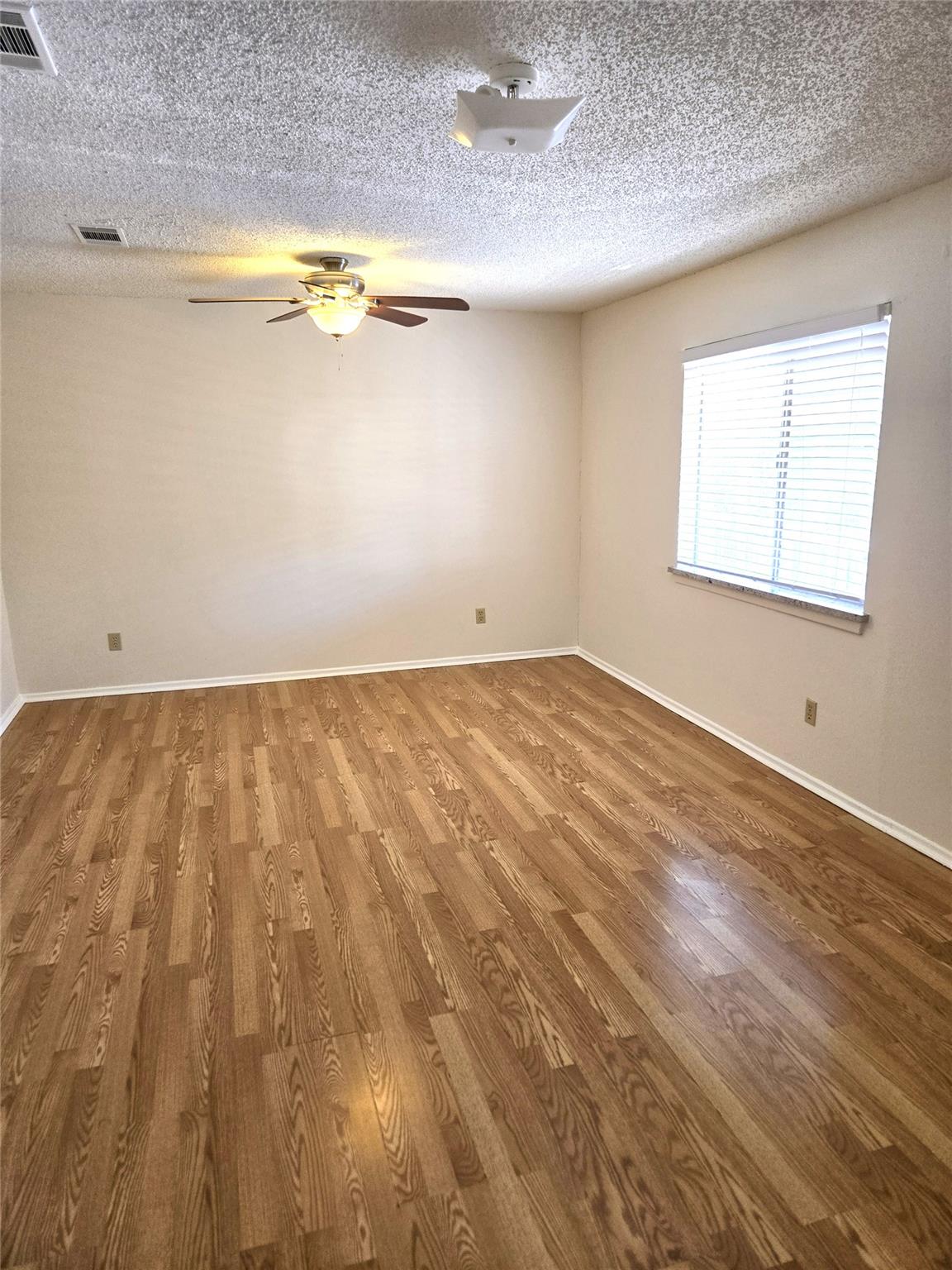203 Mitchell St ST #4 — photo 3