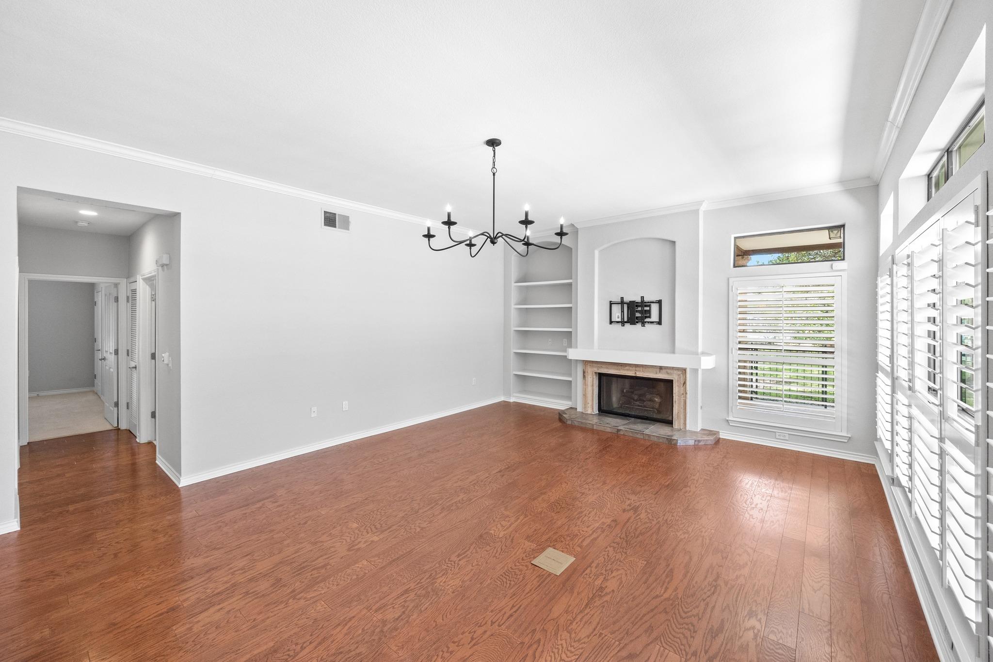 300 San Gabriel Village BLVD #410 — photo 5