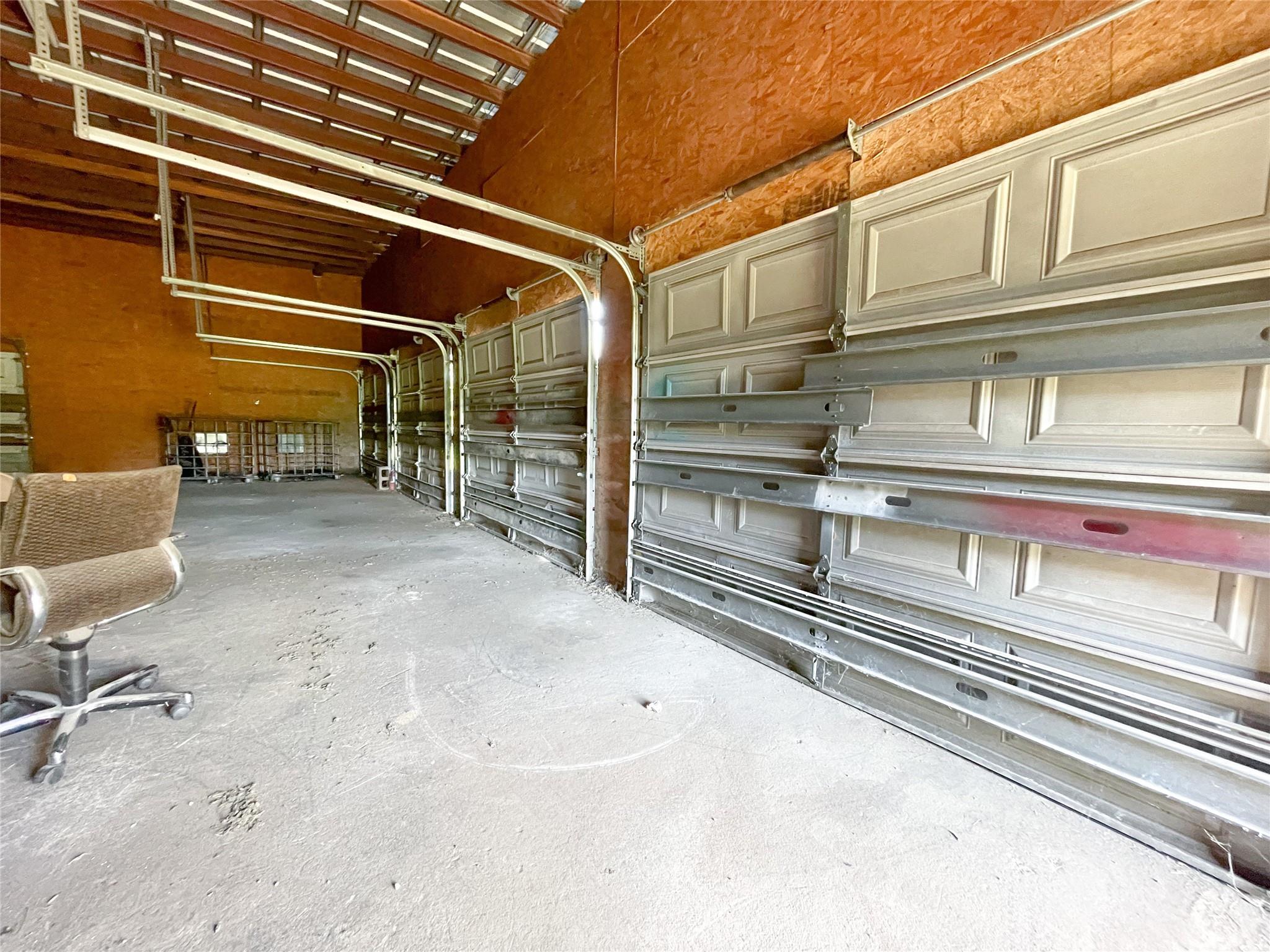 144 Old Bastrop RD — photo 4