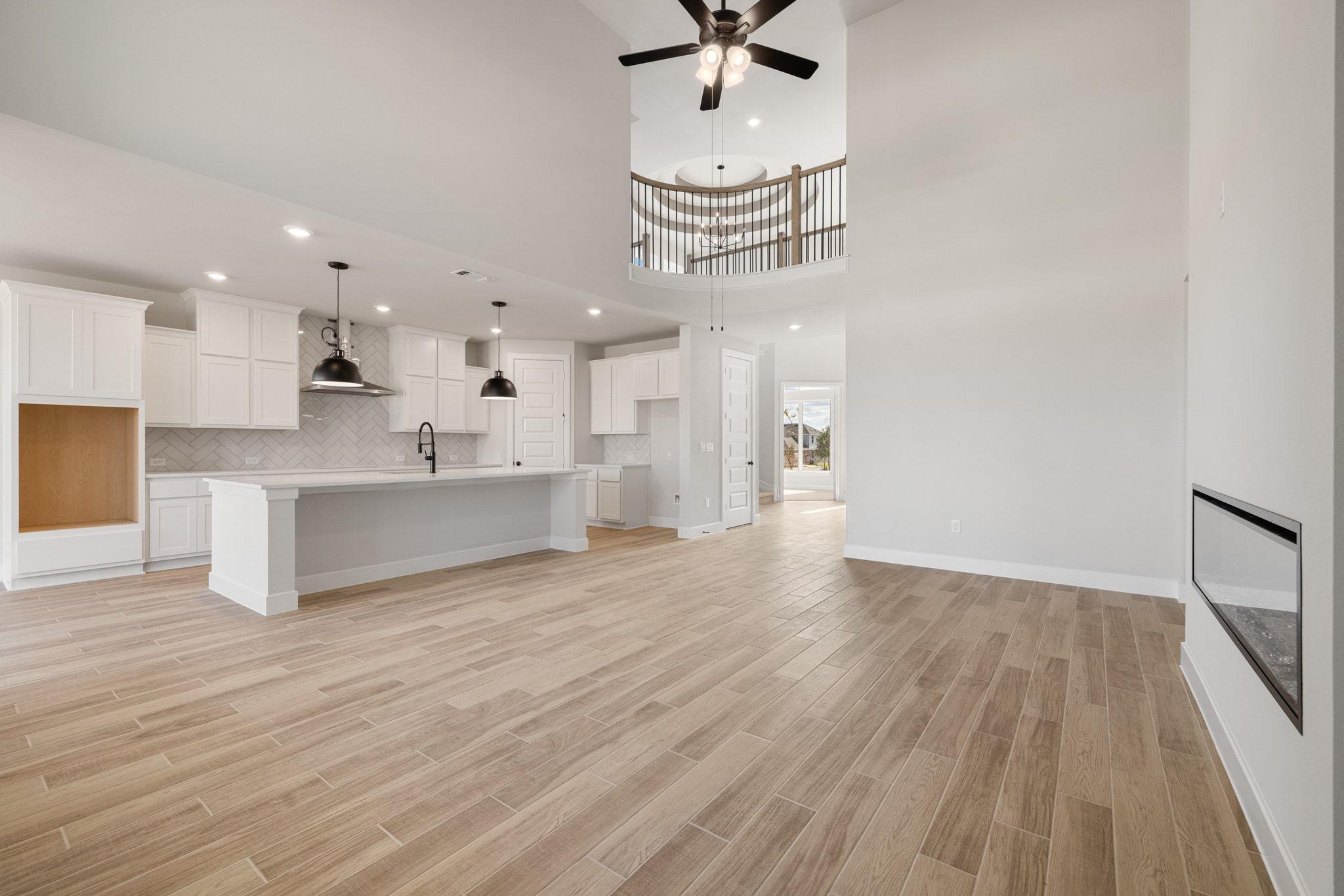 213 Horsemint LN — photo 3
