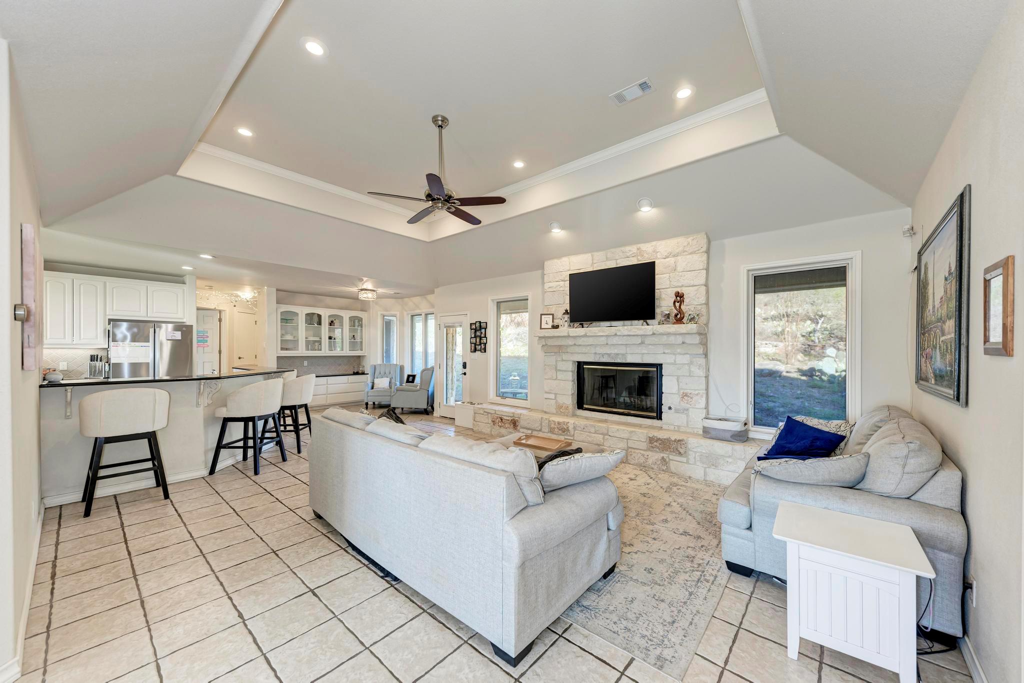 330 Juniper TRL — photo 4