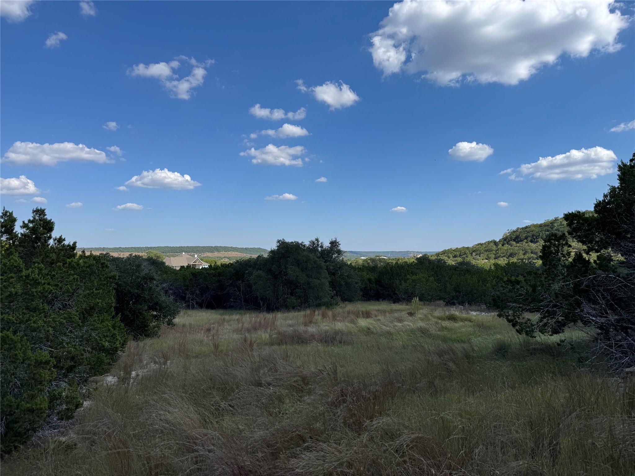 109 South Creek CIR — photo 4