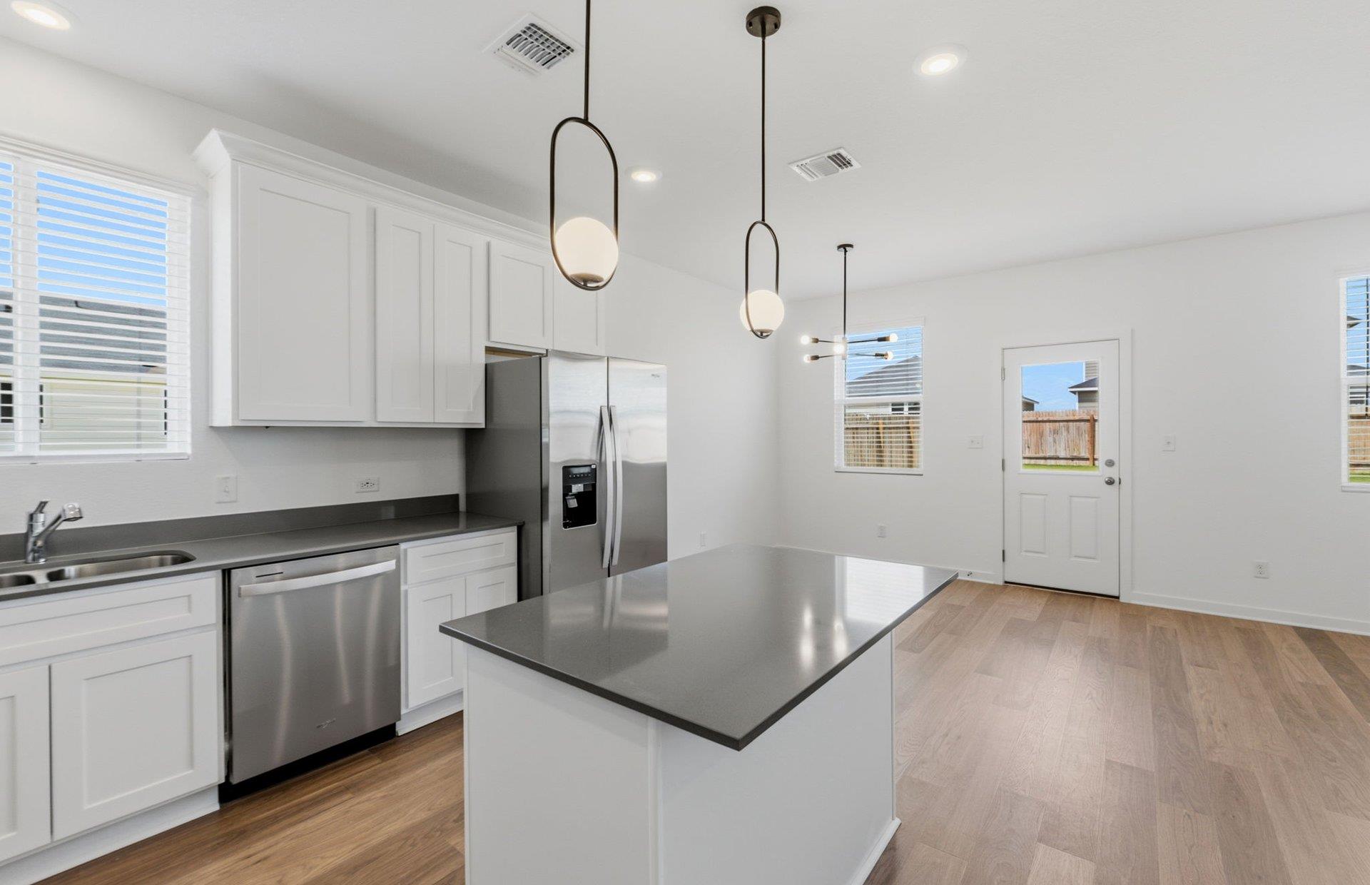 113 Lindheimer LN — photo 4