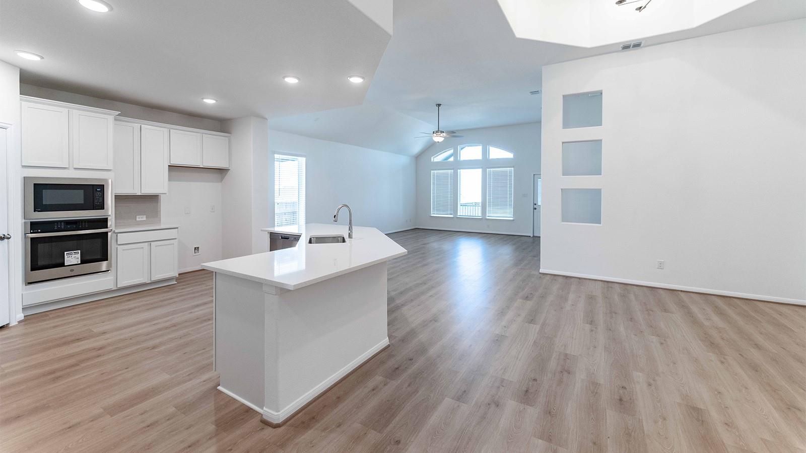 251 Grey Leaf RD — photo 3