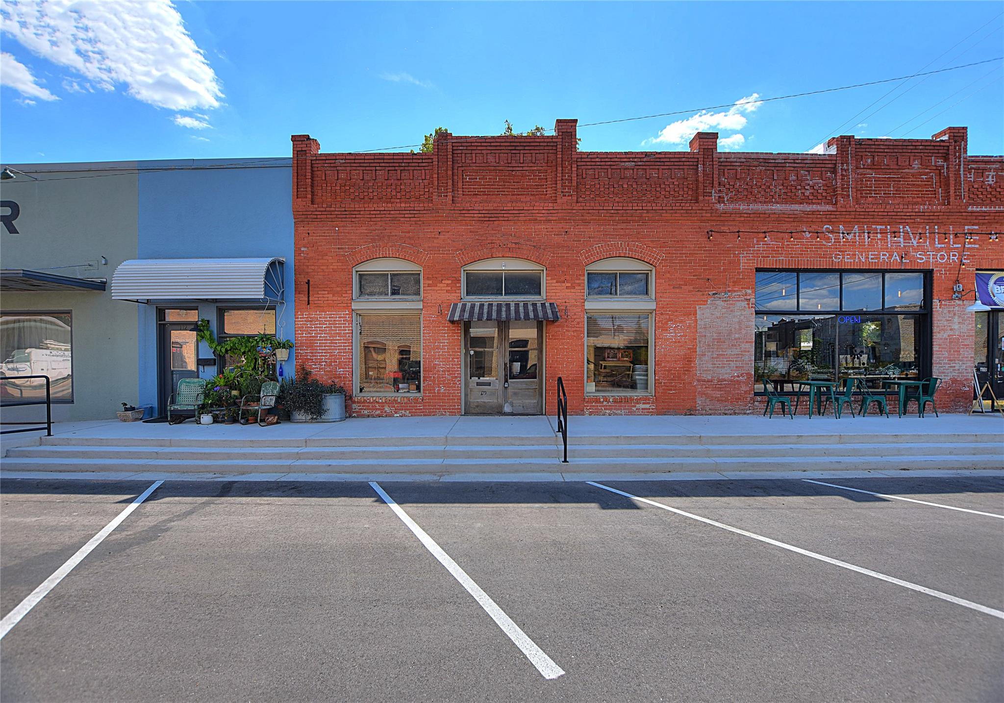 110 2nd ST