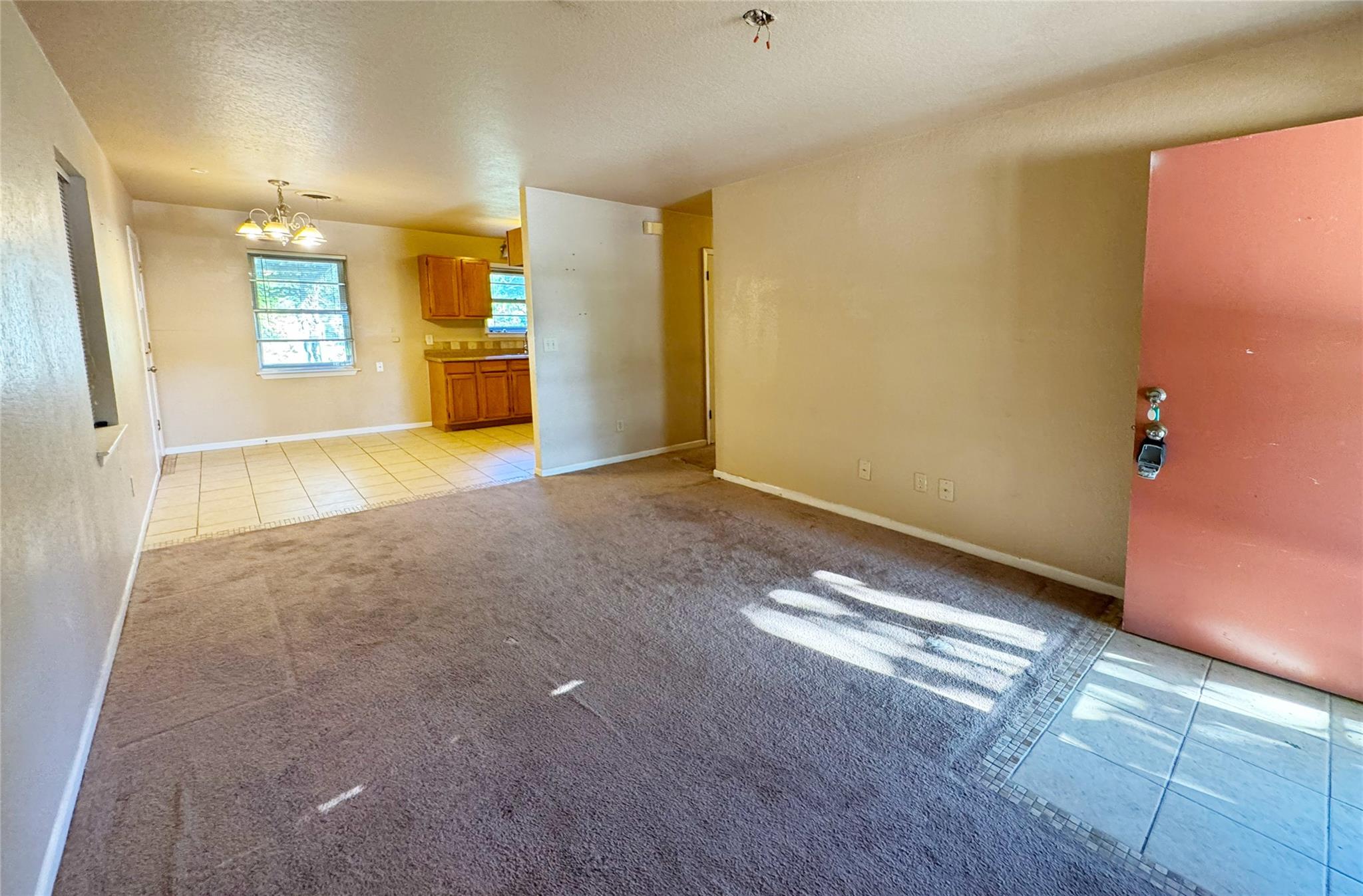 305 Highland DR — photo 5