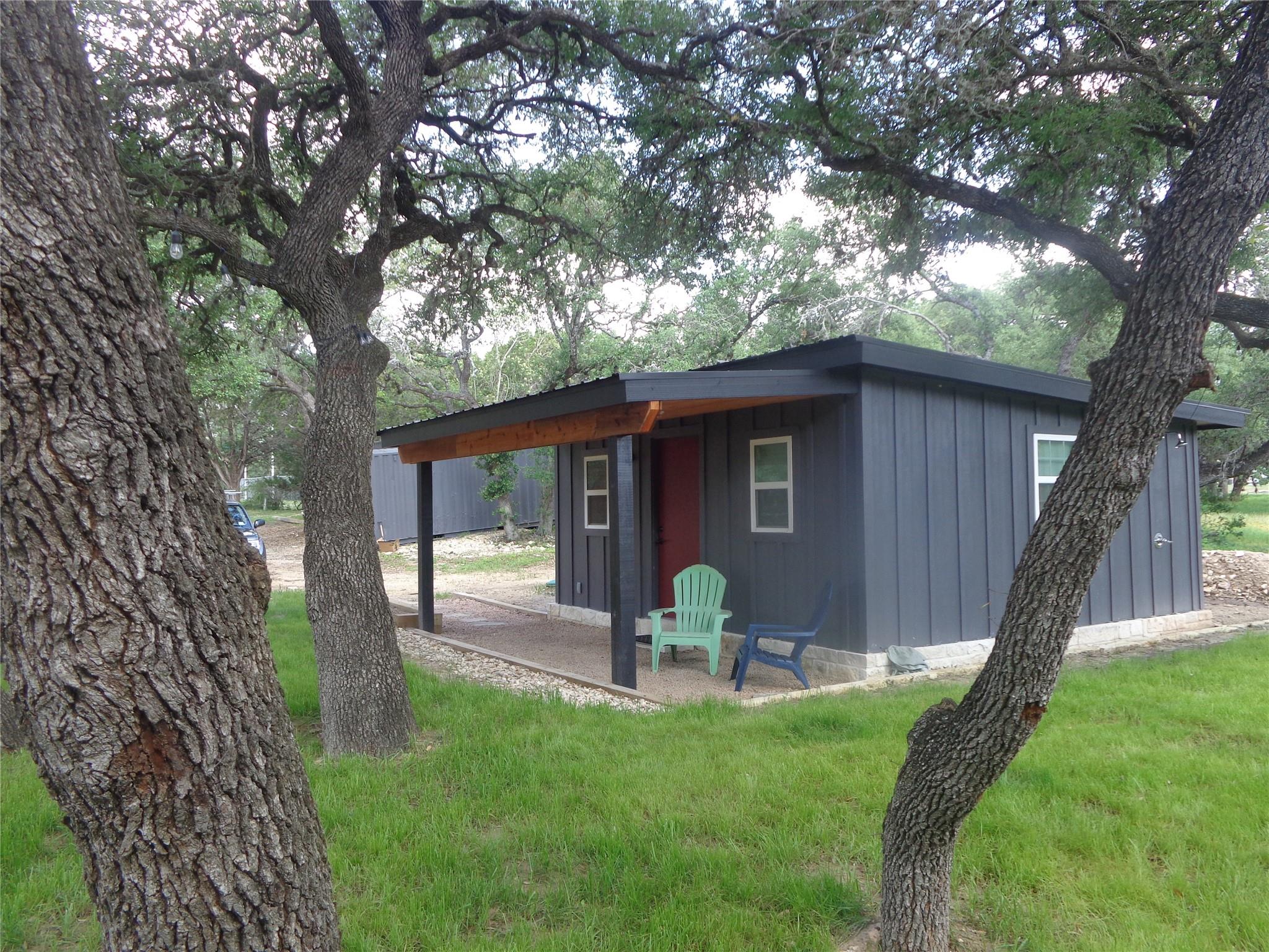 1009 Edgewater FLS — photo 4