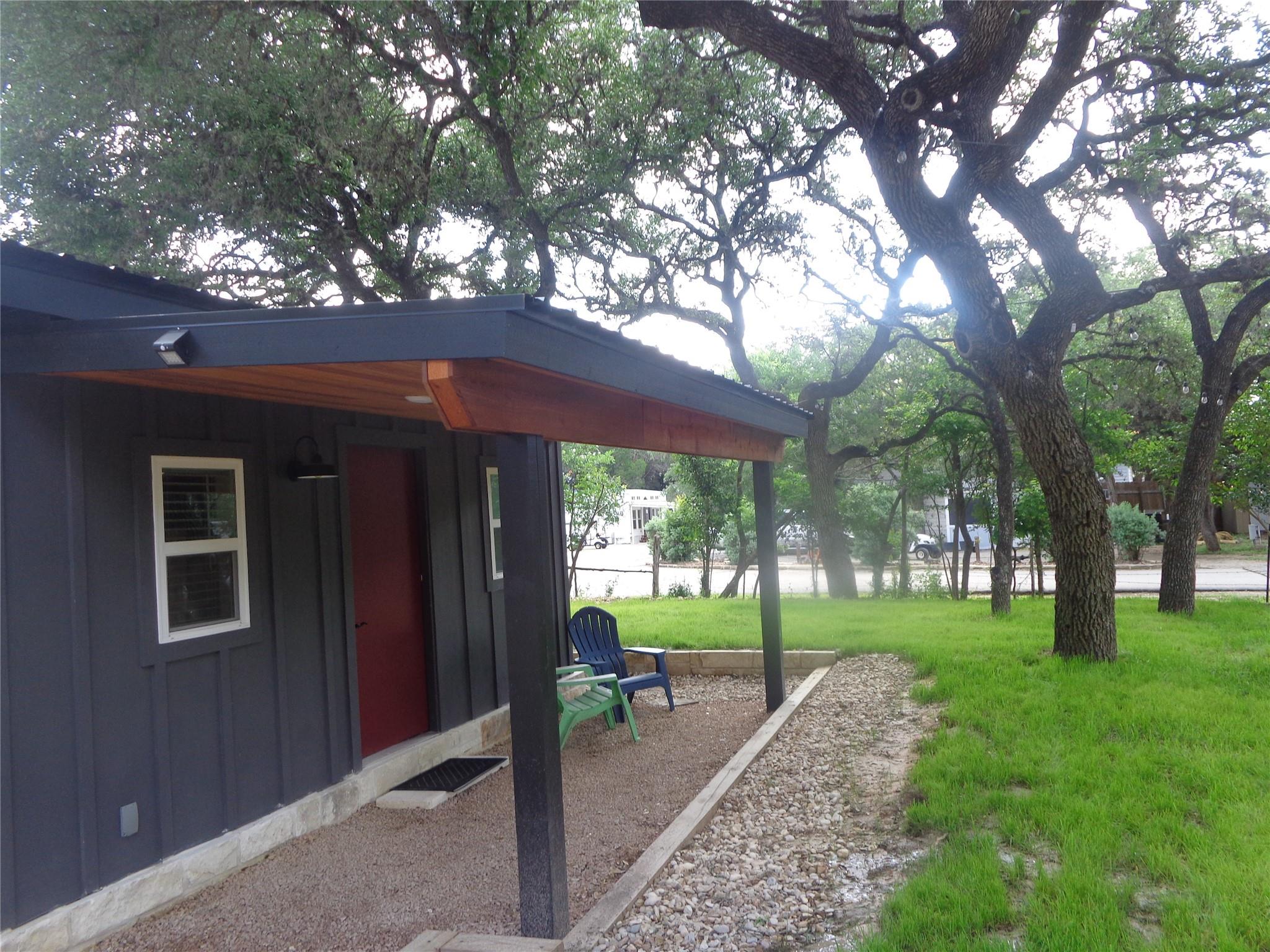 1009 Edgewater FLS — photo 5