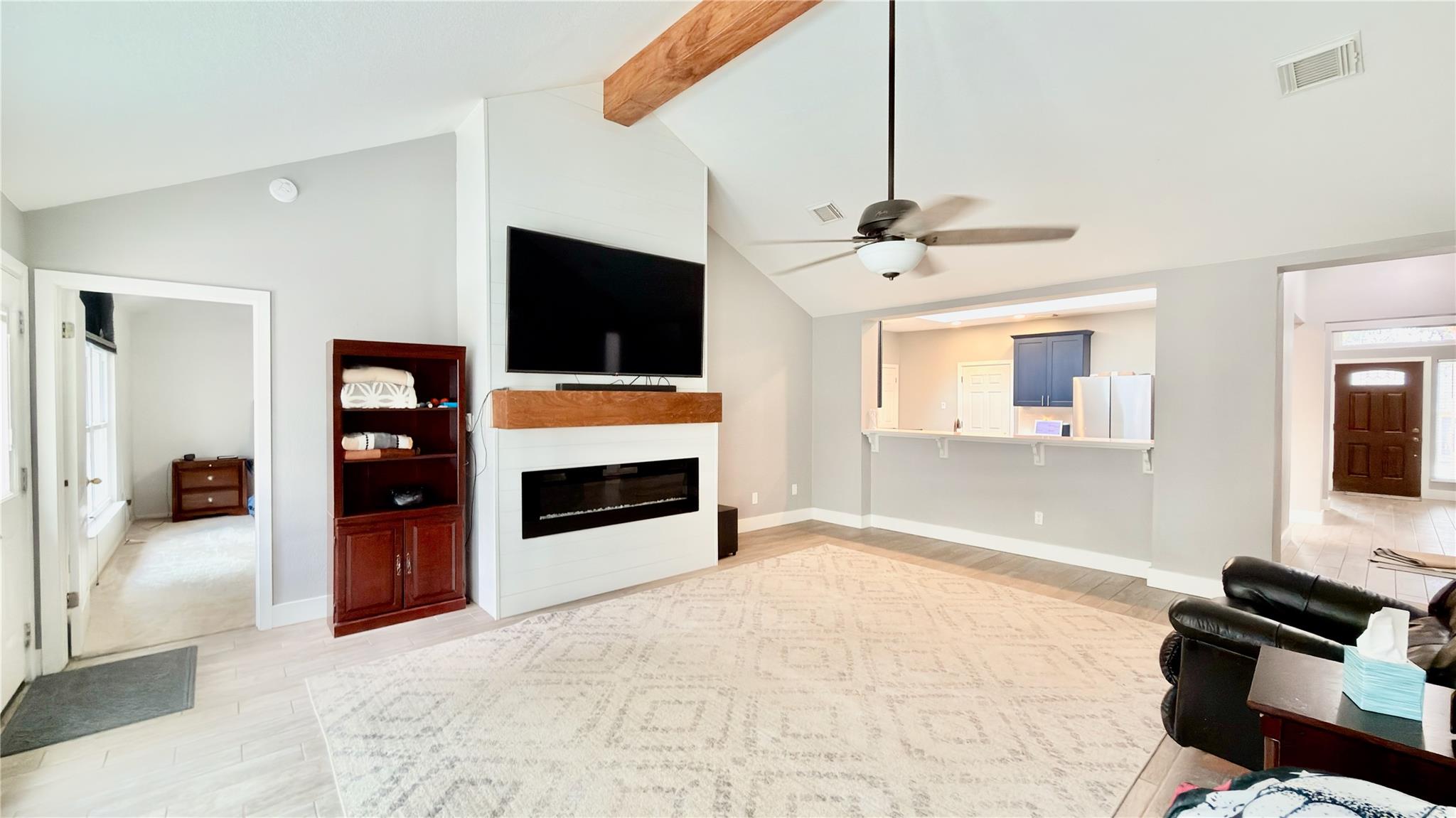 1902 Overland DR — photo 3