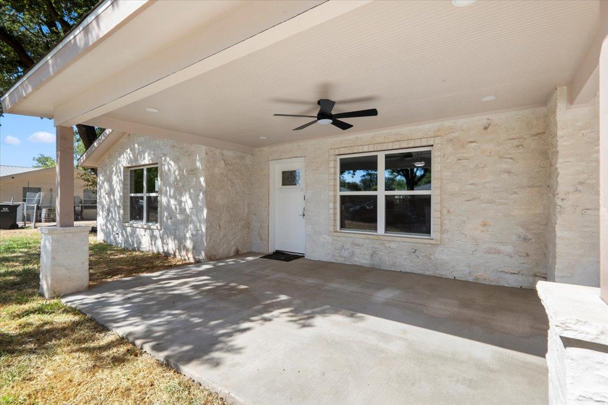 412 Oak ST — photo 3