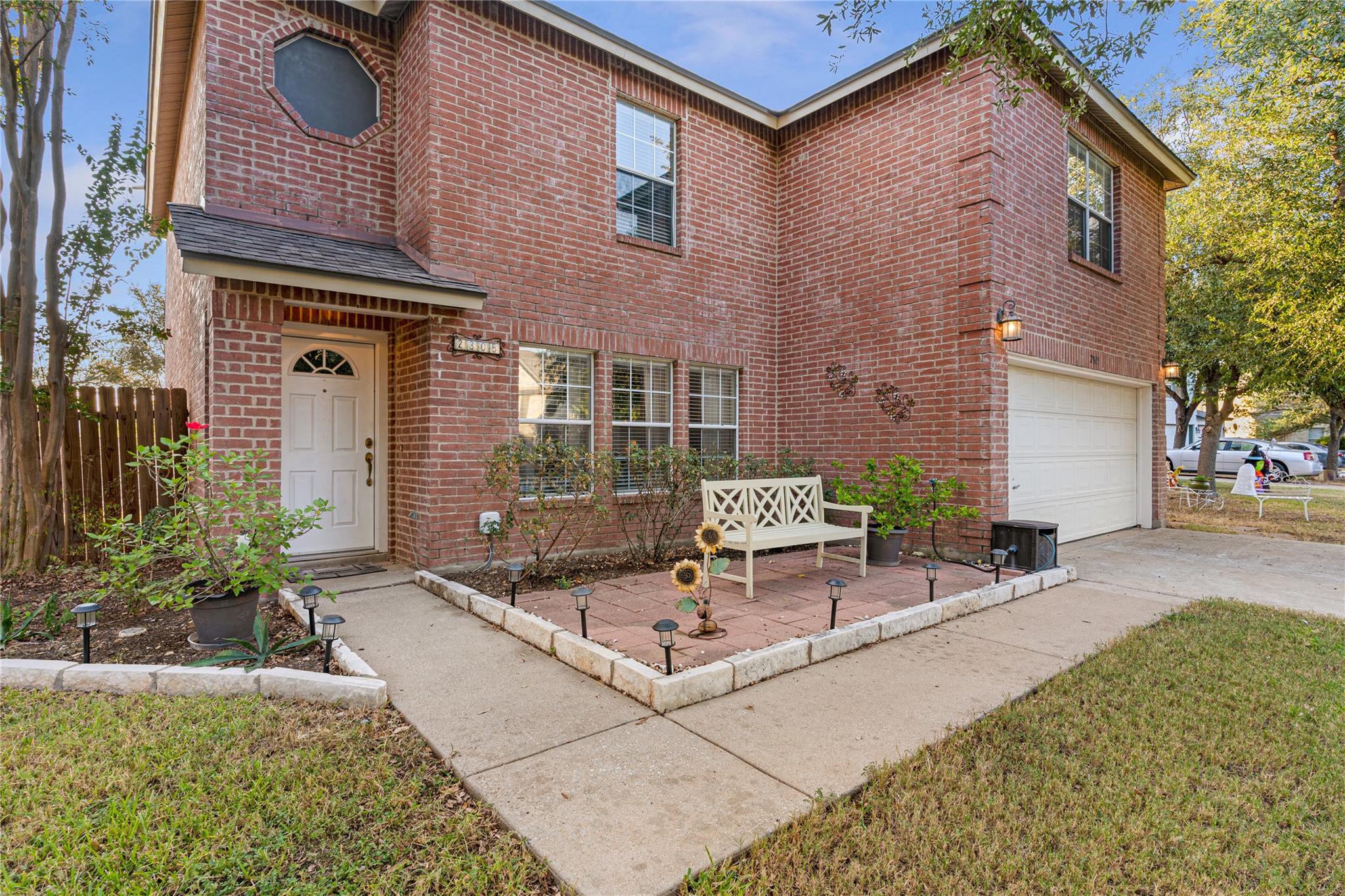 2305 Little Tree BND — photo 3