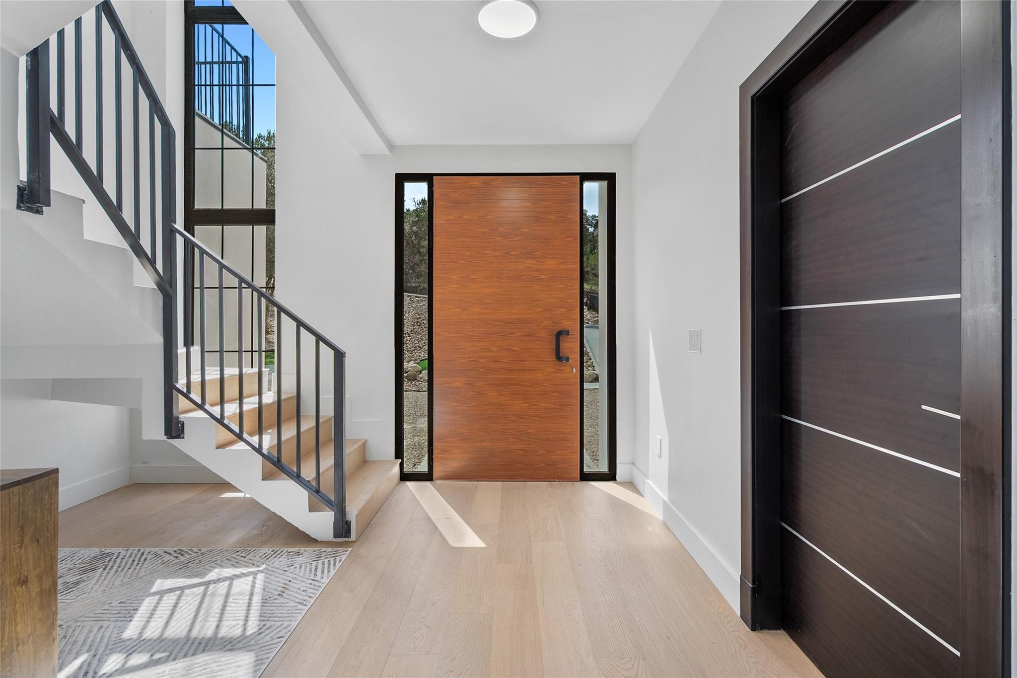3206 Marshall Ave — photo 4