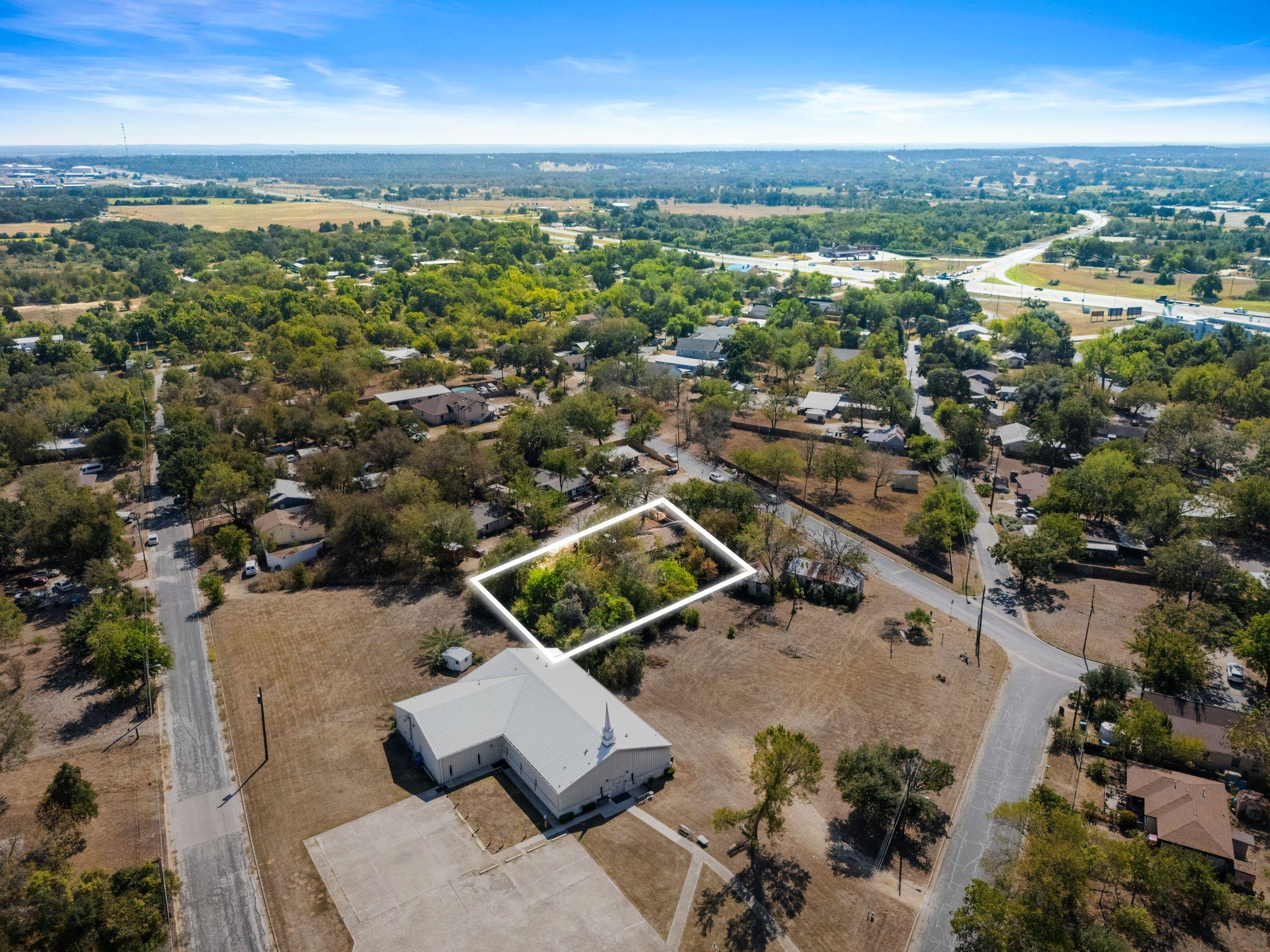 102 Masonic DR — photo 5