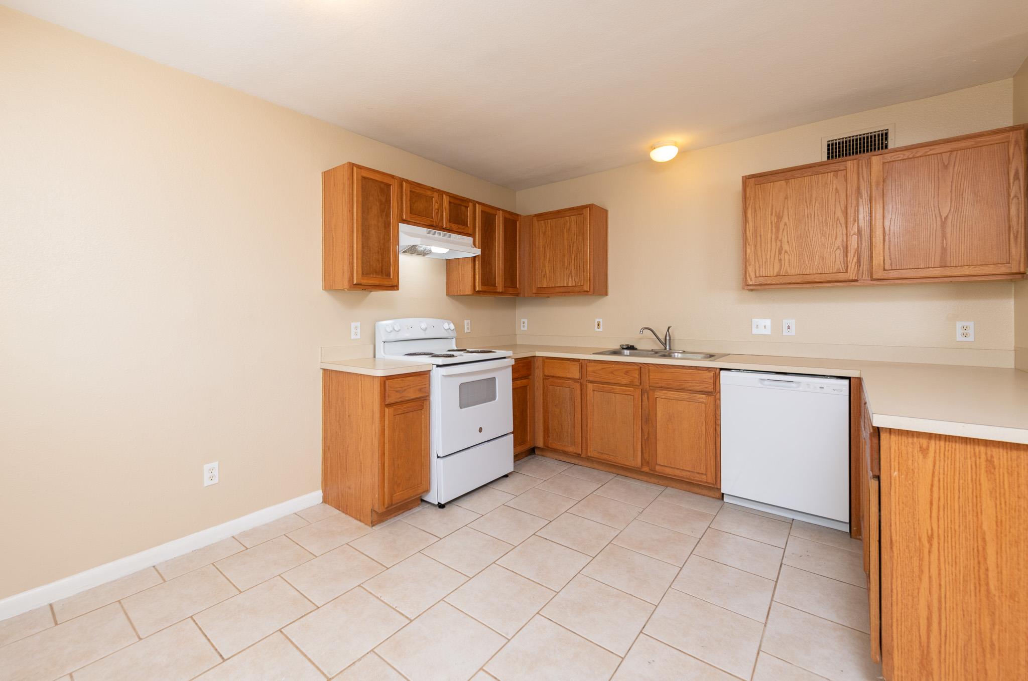 7300 Twin Crest DR #201 — photo 4