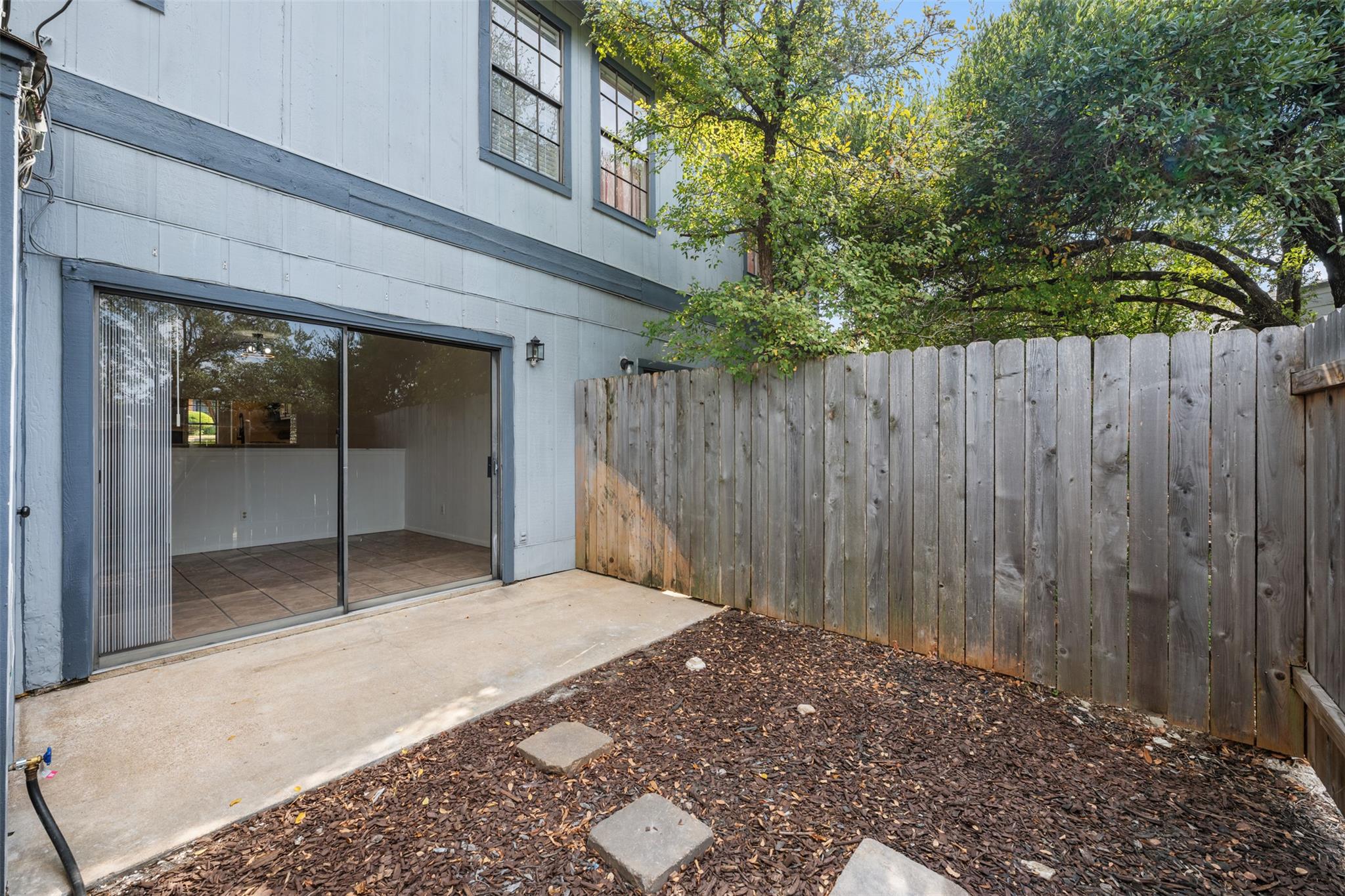 1411 Gracy Farms LN #100 — photo 5