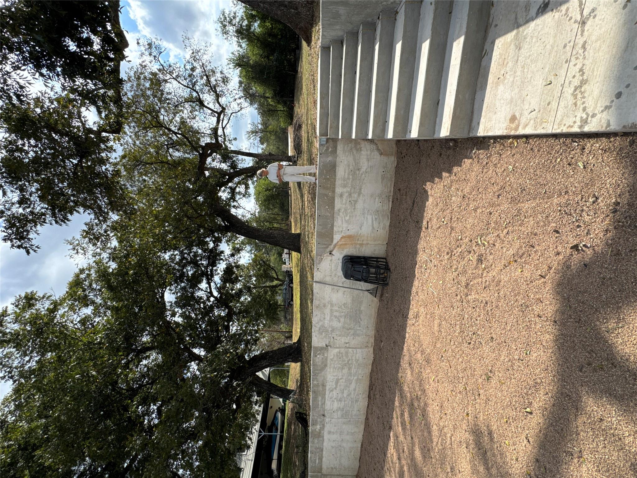 638 FM 2147 — photo 4