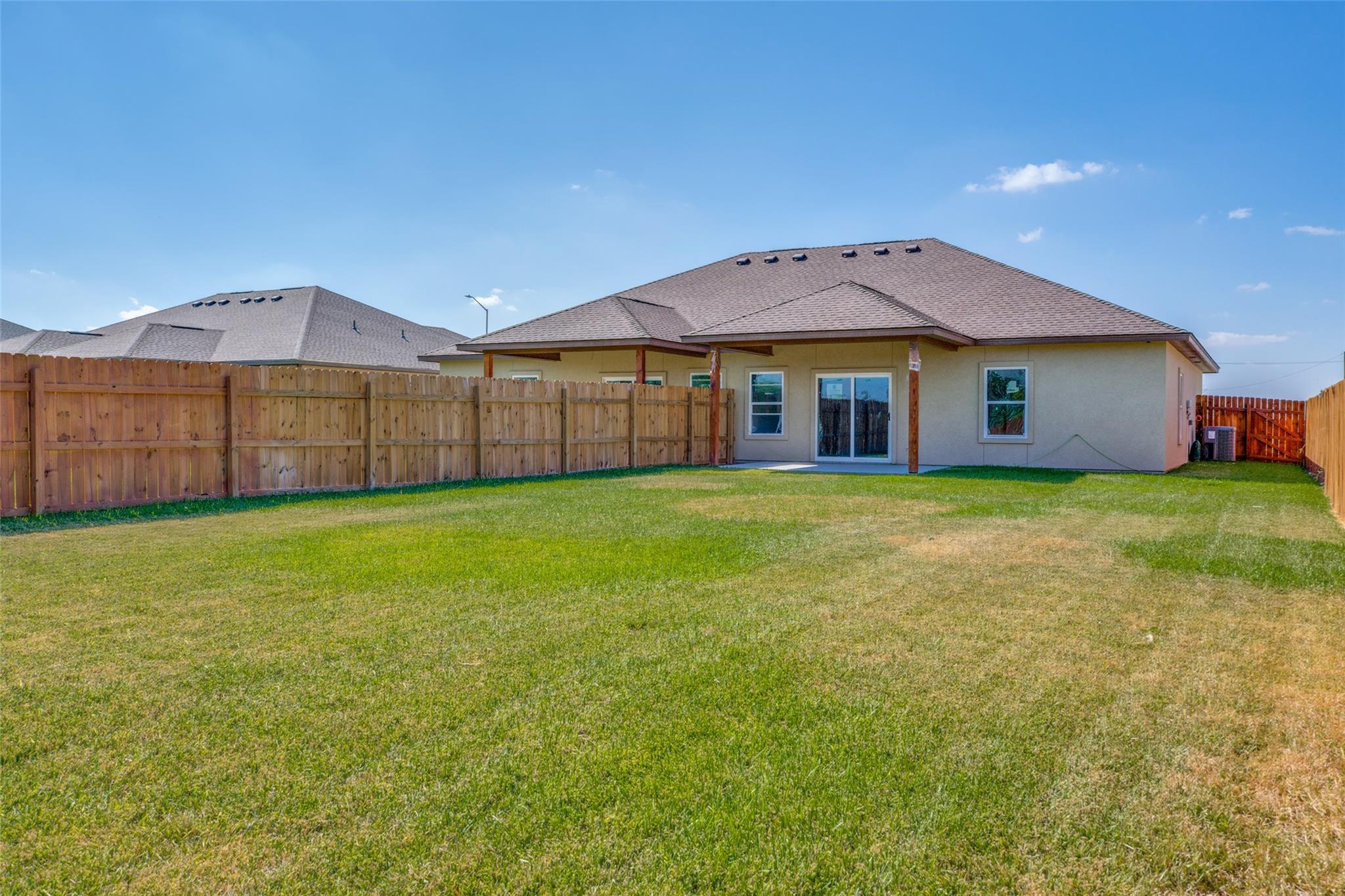 331 Navarro WAY #26B — photo 3