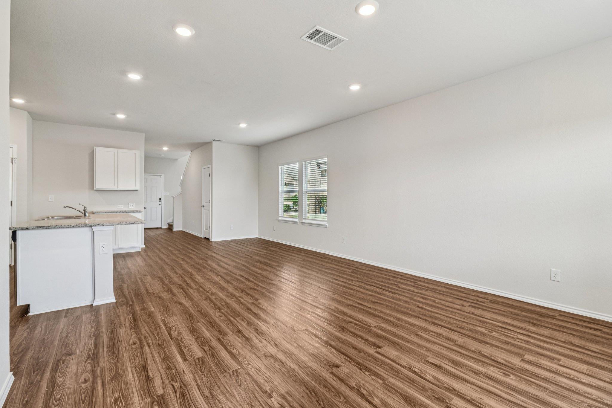 4006 Bay Leaf Loop — photo 4