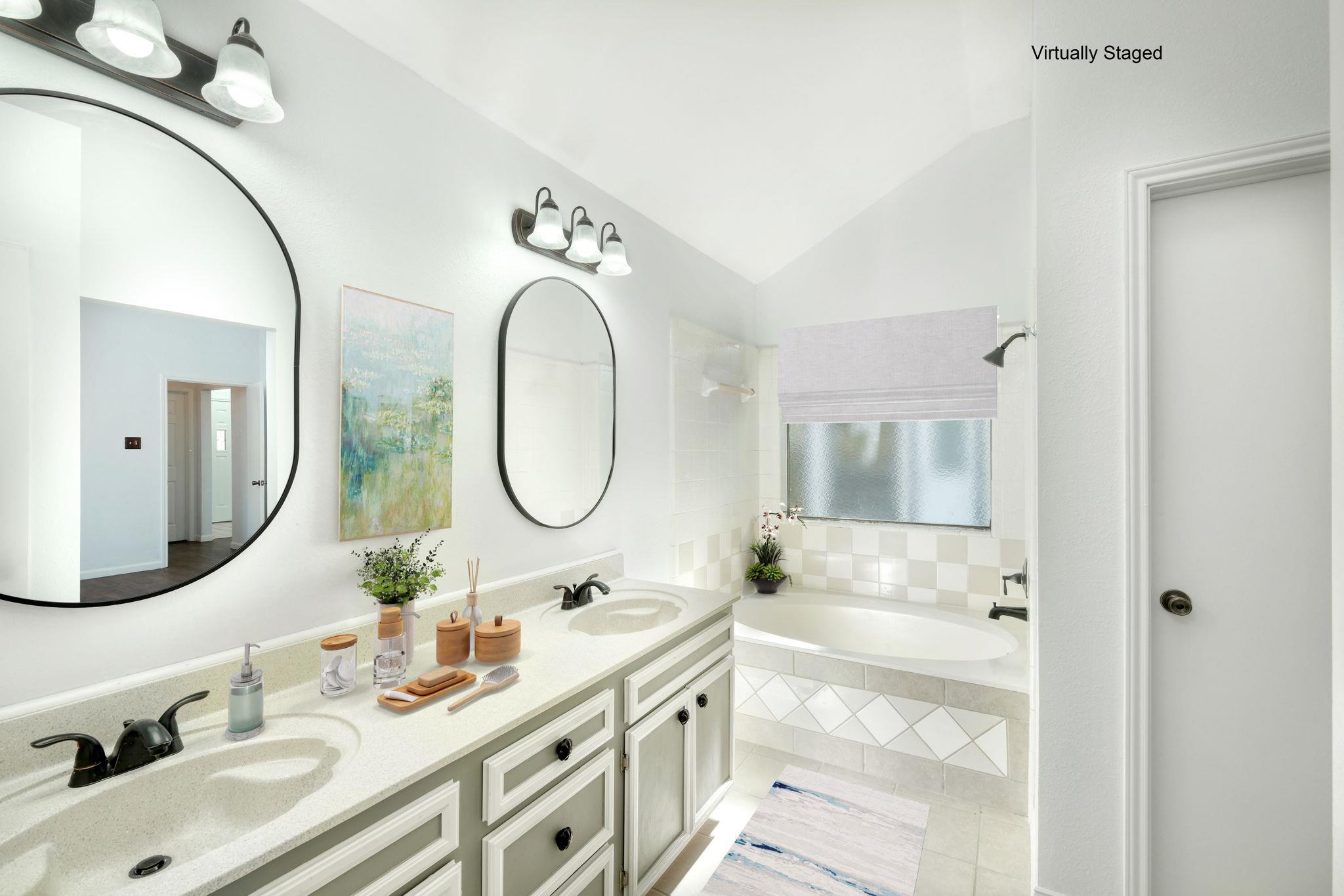1810 Parkwood DR — photo 5