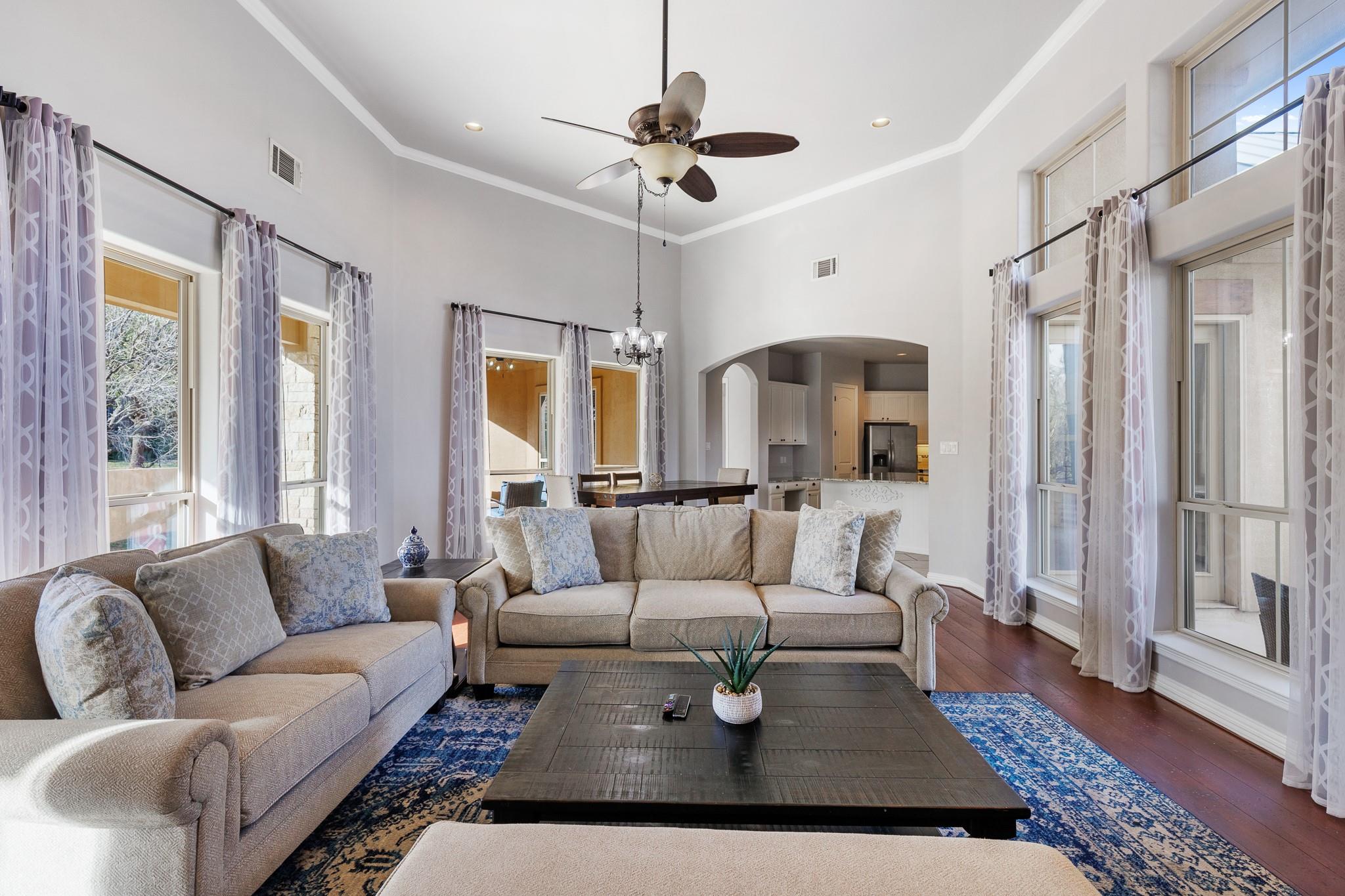 3206 Douglas DR — photo 3