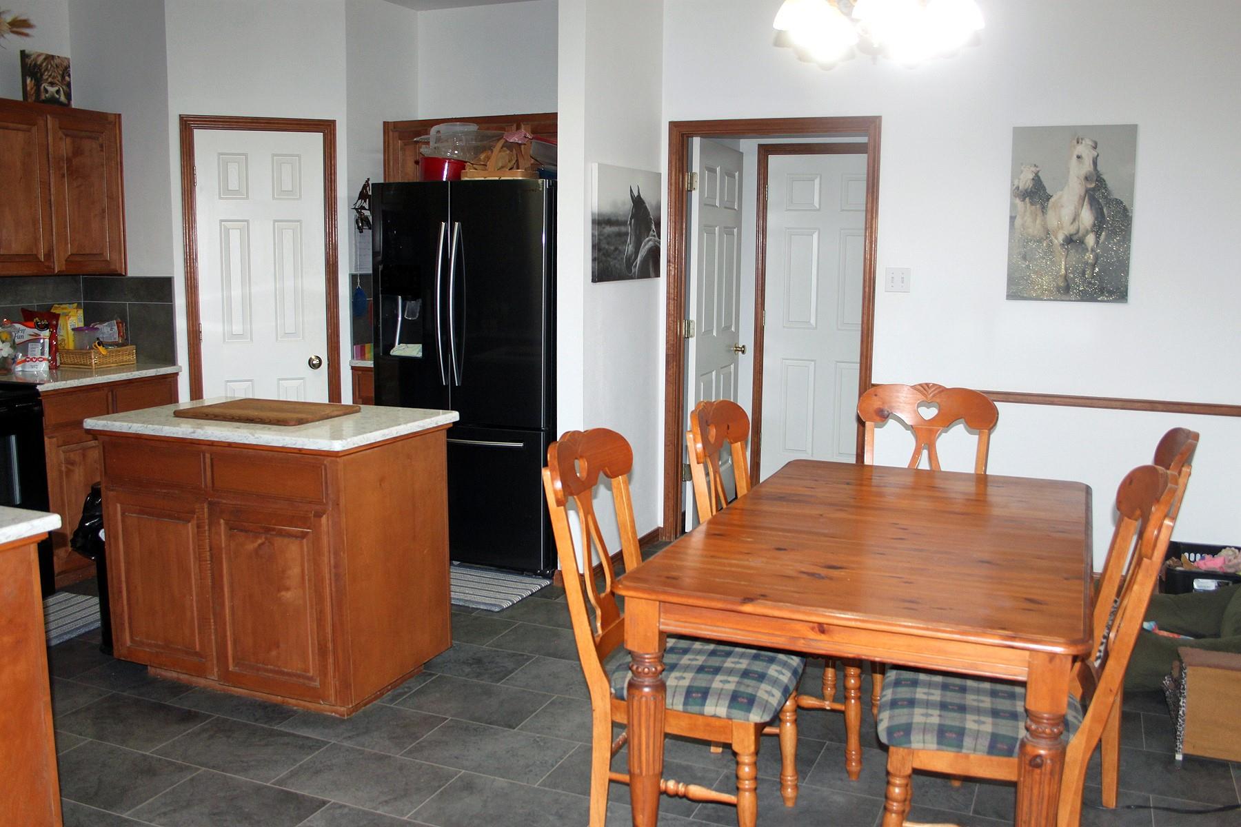 2542 Witter RD — photo 3