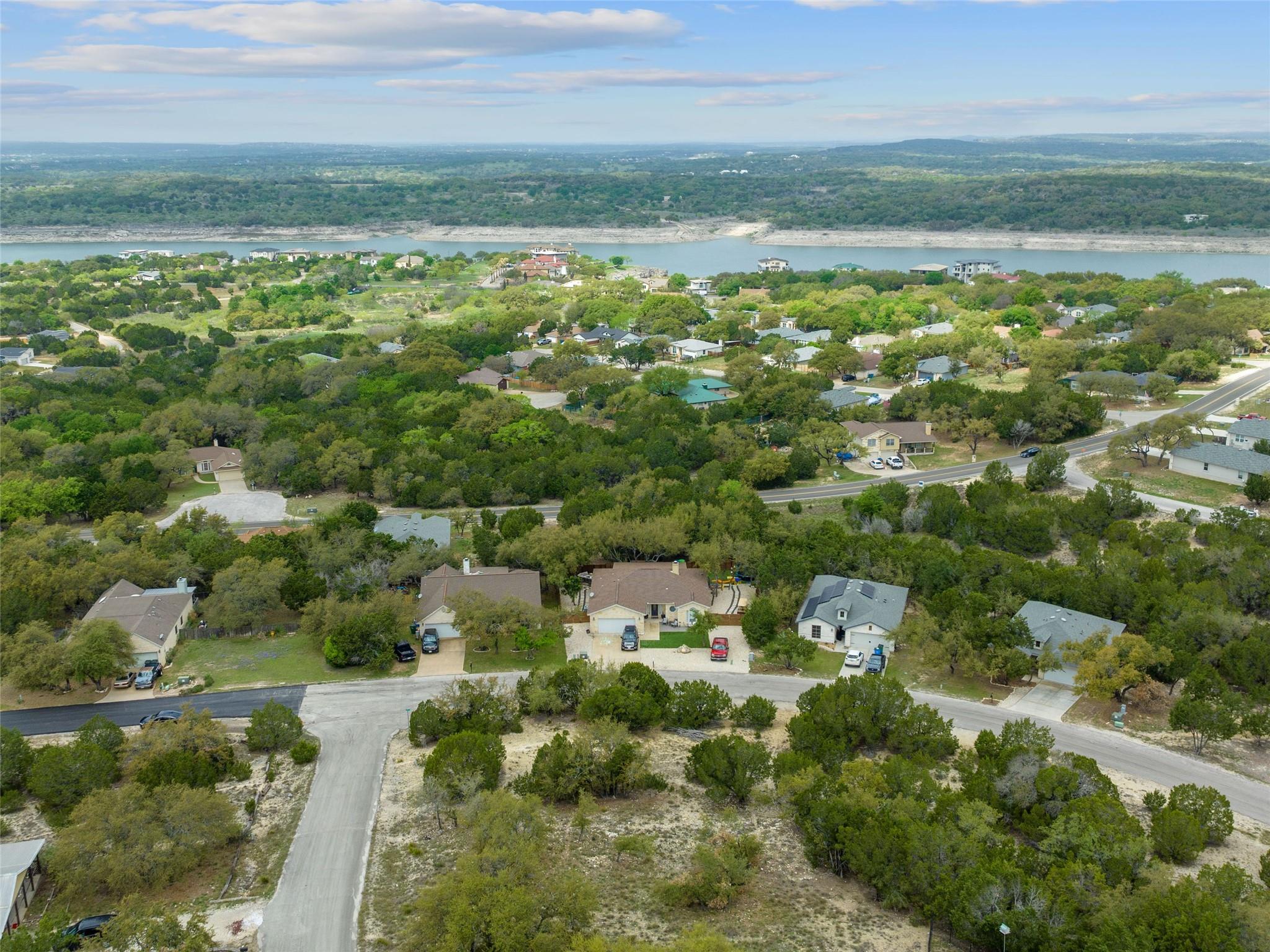 21512 Perry Cove — photo 3