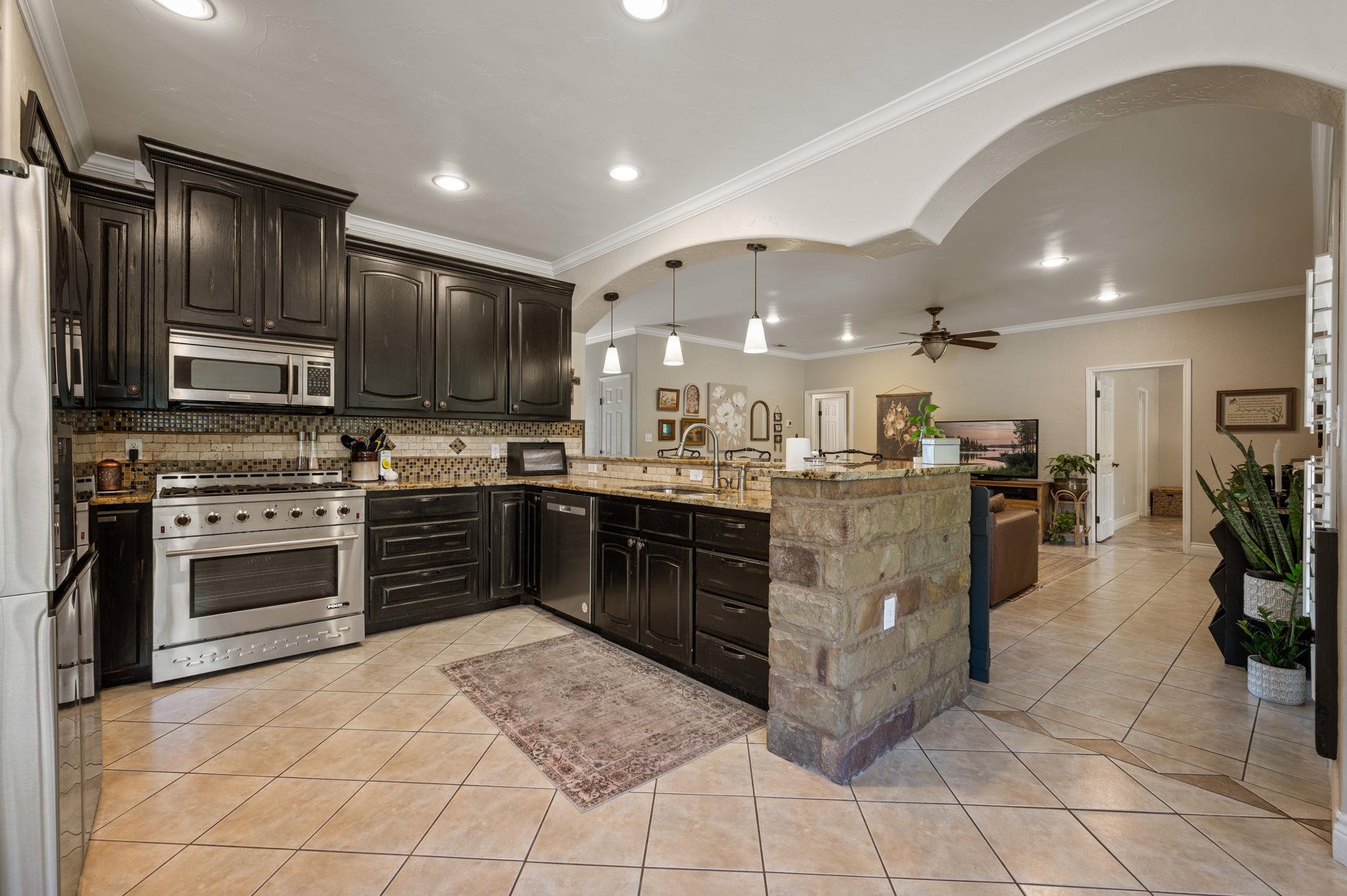 2804 County Road 1045 — photo 4