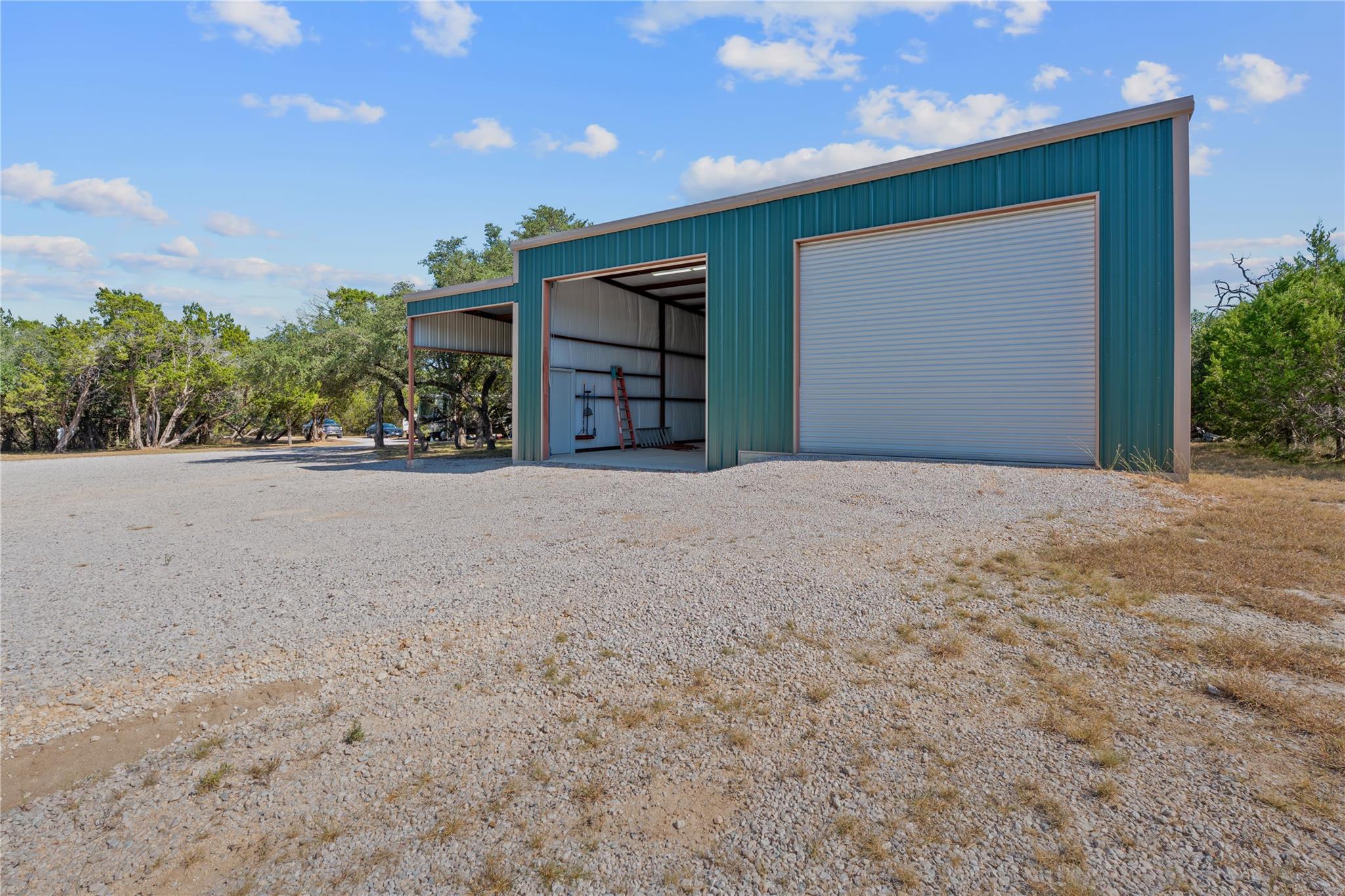 217 Southern DR — photo 3
