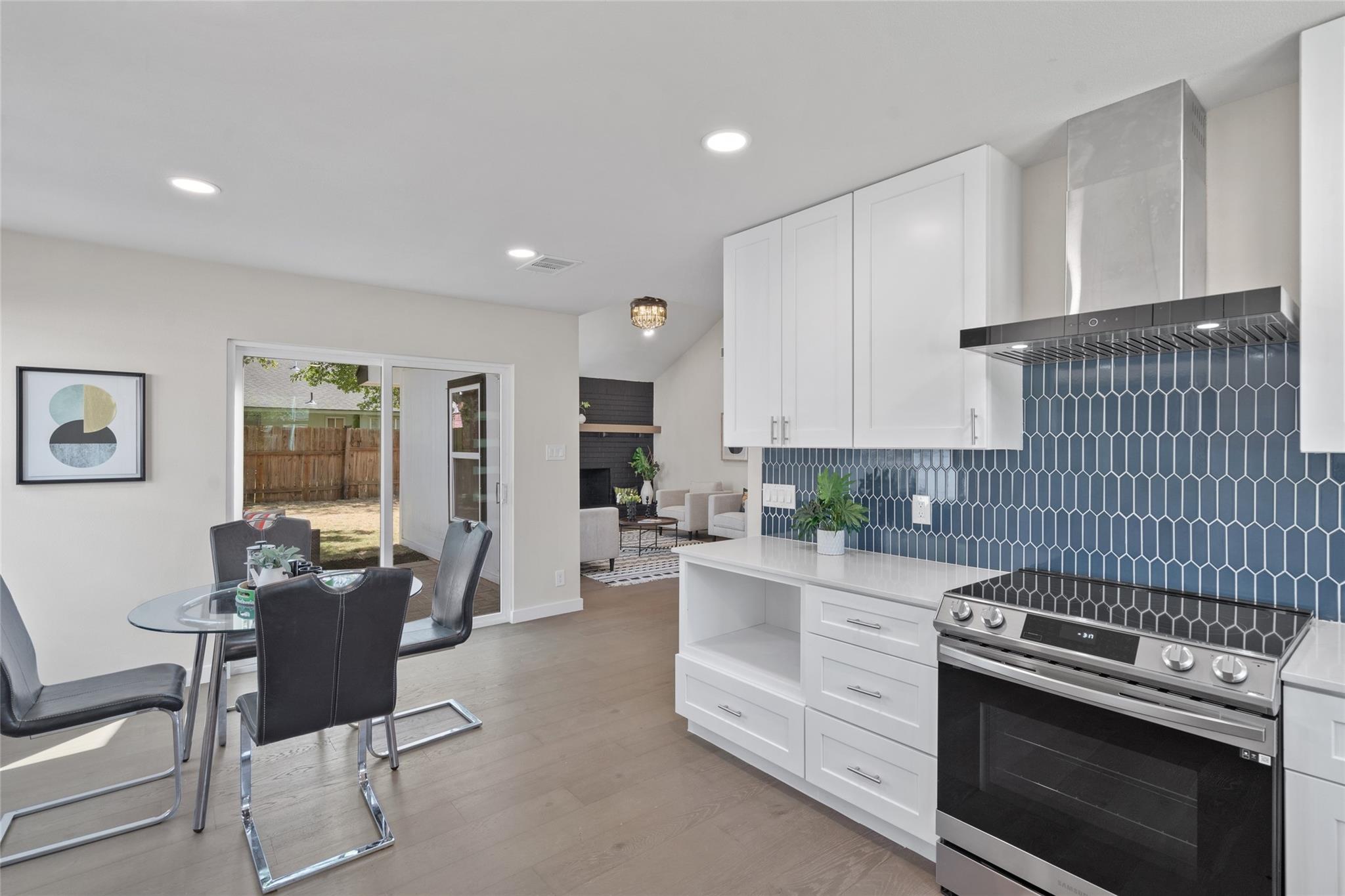 6901 Windrift WAY — photo 5
