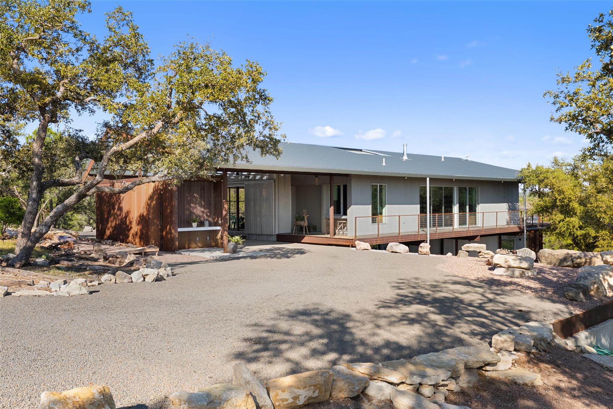 2037 Wolf Creek Ranch RD — photo 4