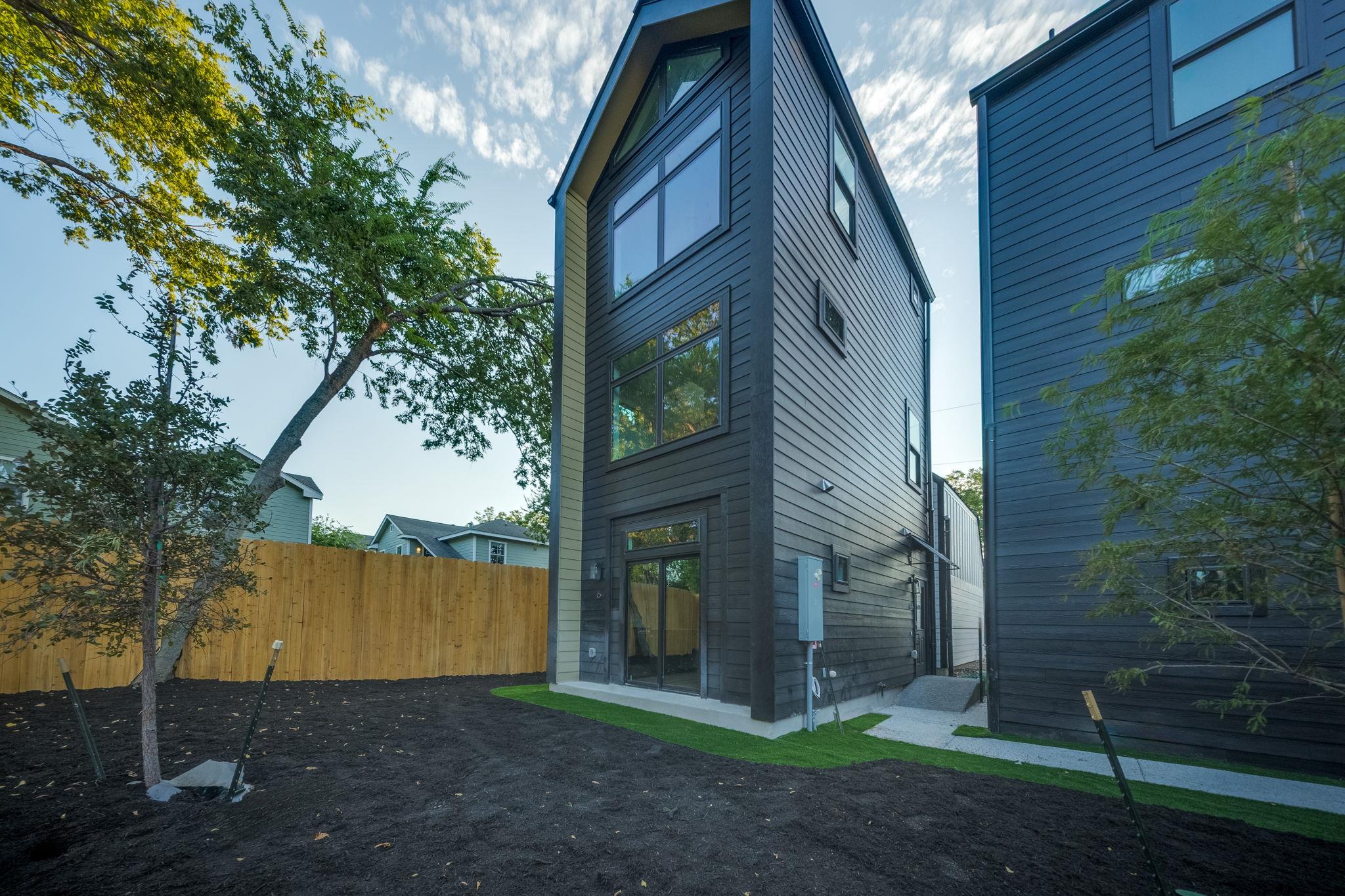 605 55th ST #6 — photo 3