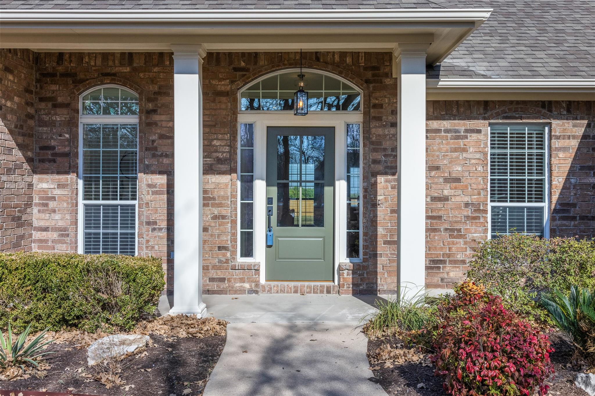 116 Oak Plaza DR — photo 4