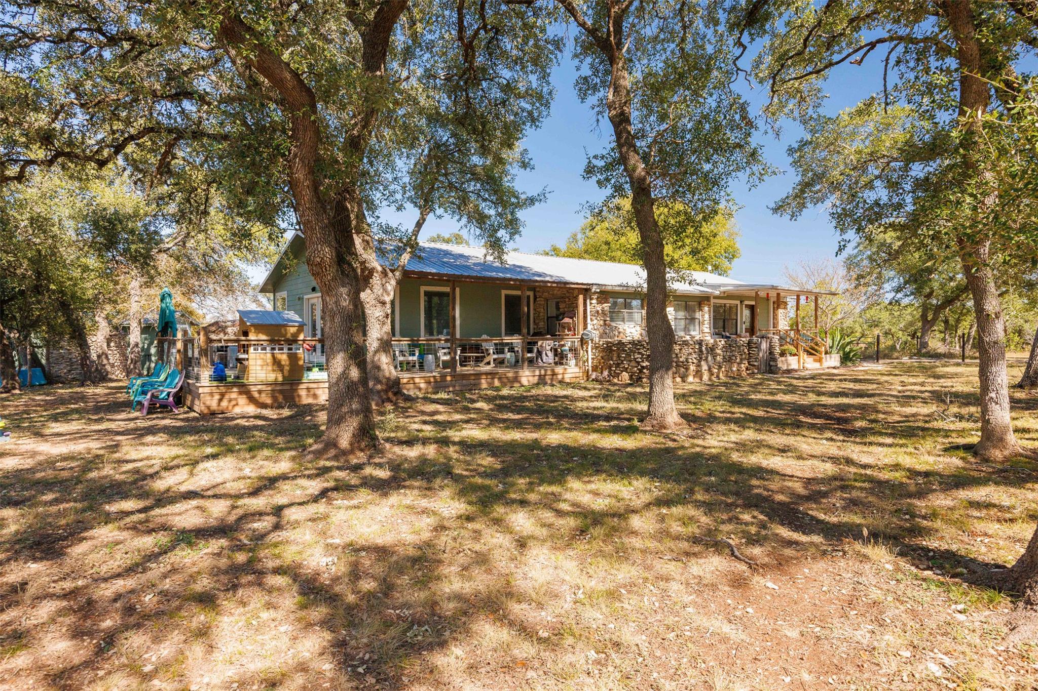 1071 Rolling Hills DR — photo 4